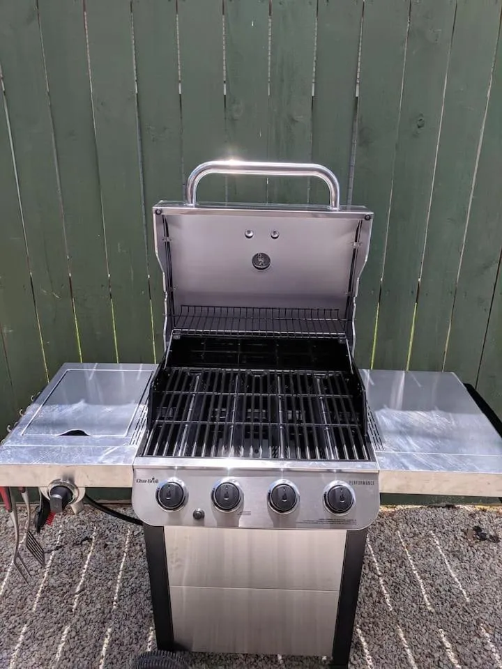 East Downtown Micro-luxe Container Living Pod #10