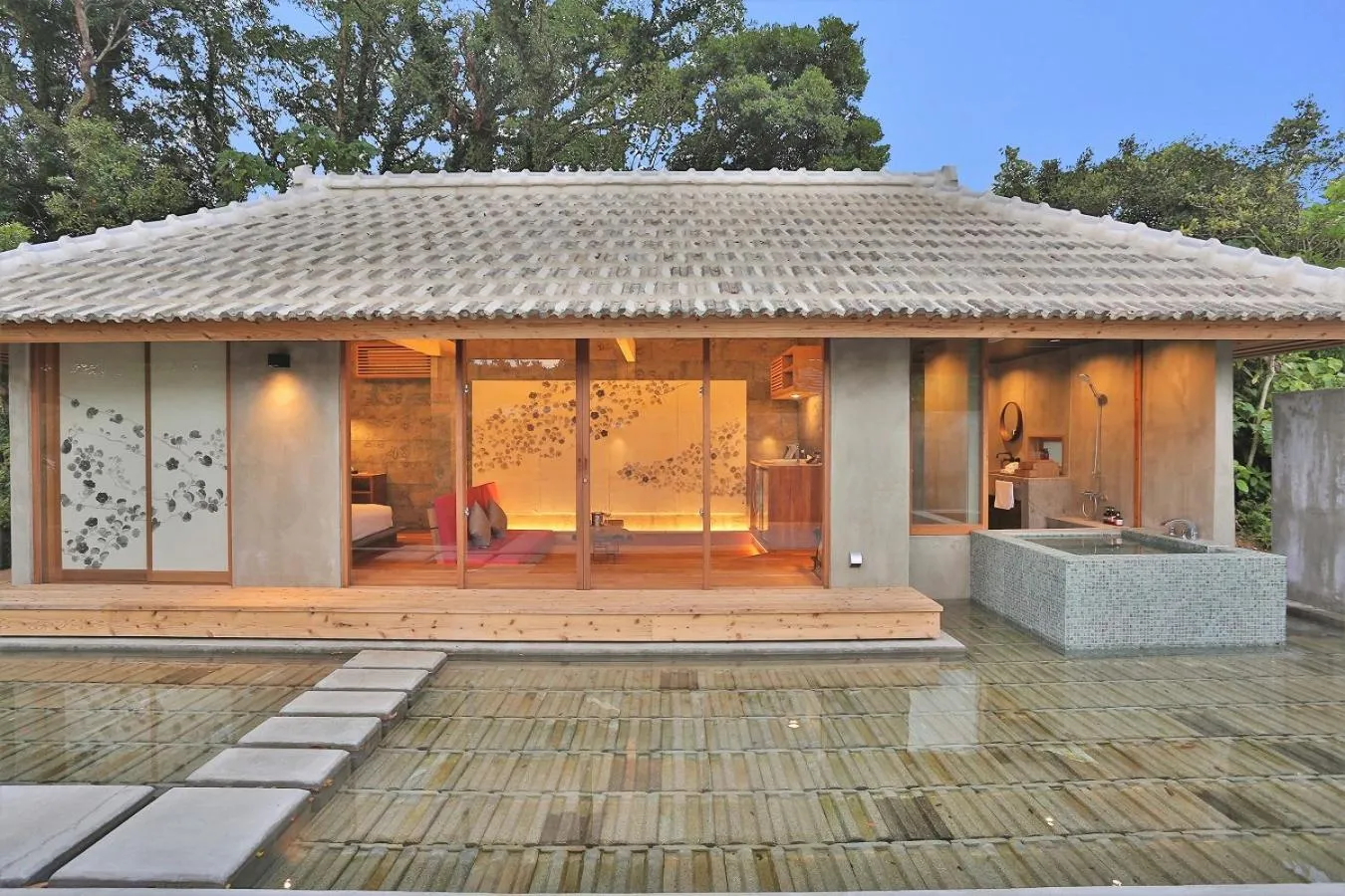 Property building in KAWASEMINOSU (MUKAKA VILLA)