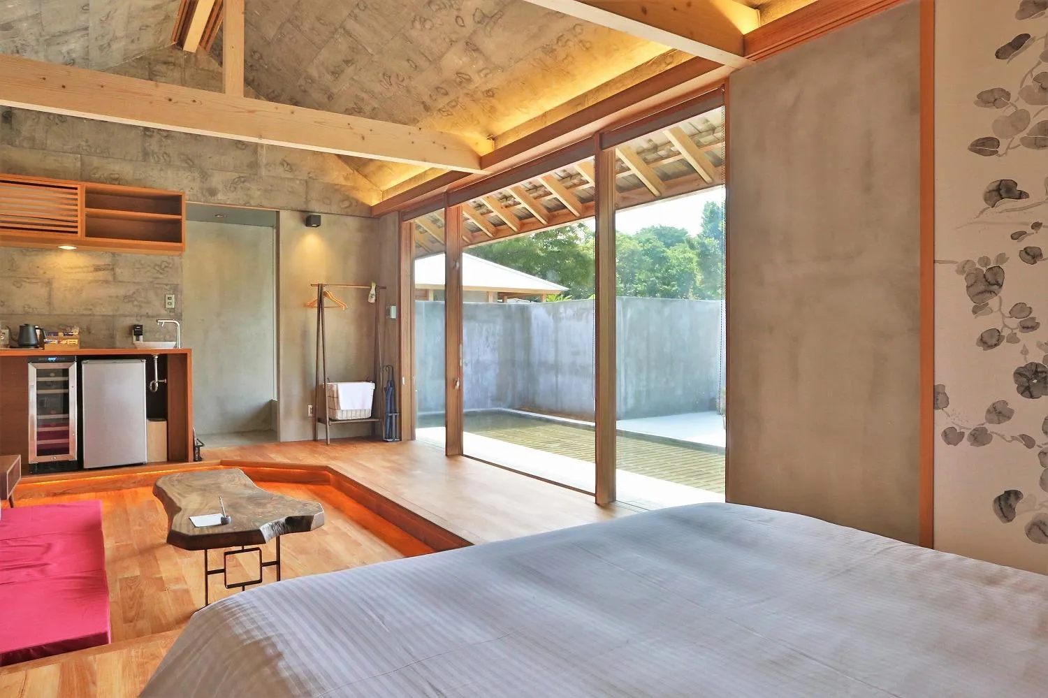 Bed in KAWASEMINOSU (MUKAKA VILLA)