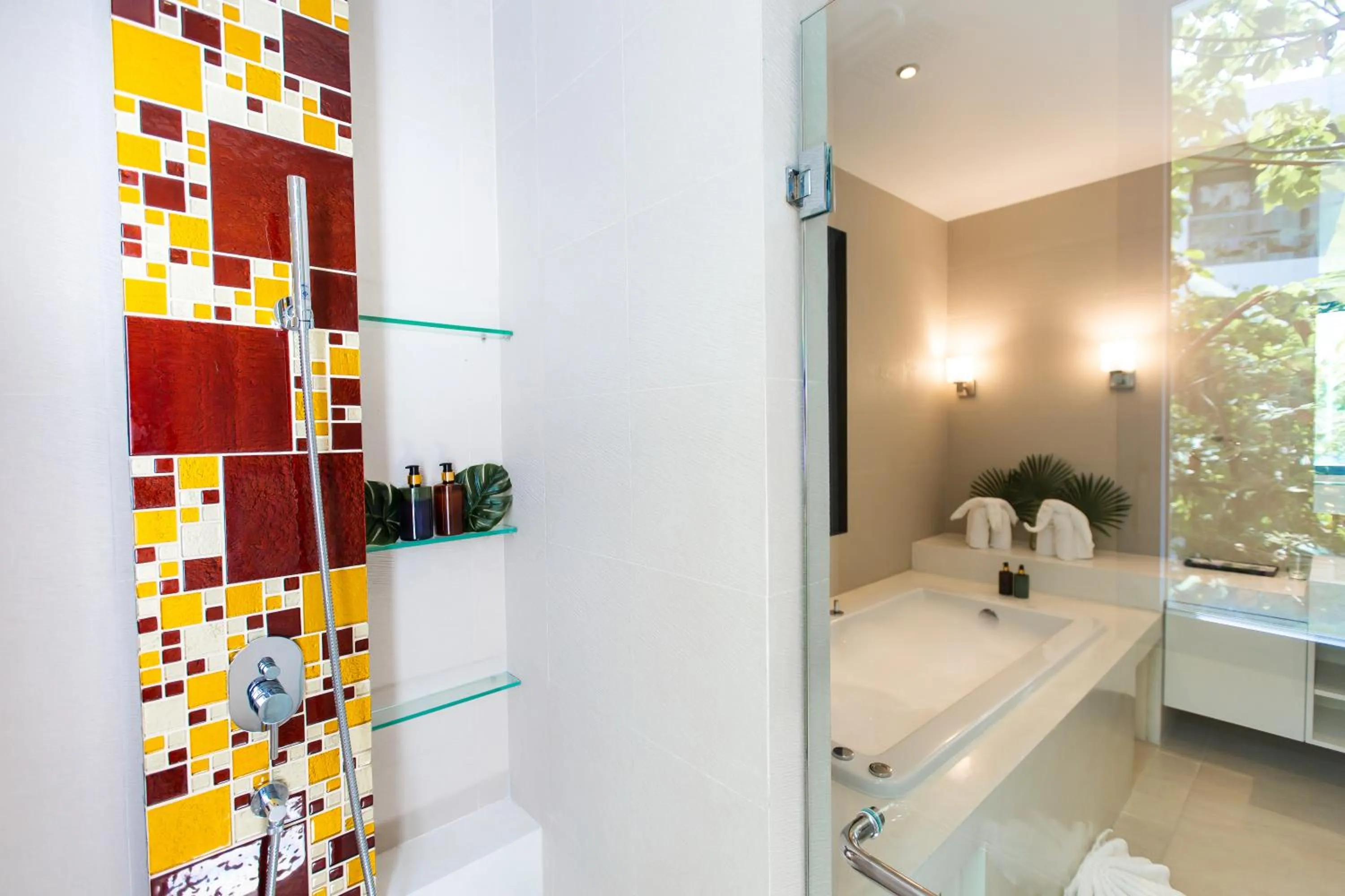 Bathroom in Teetara Villa Patong