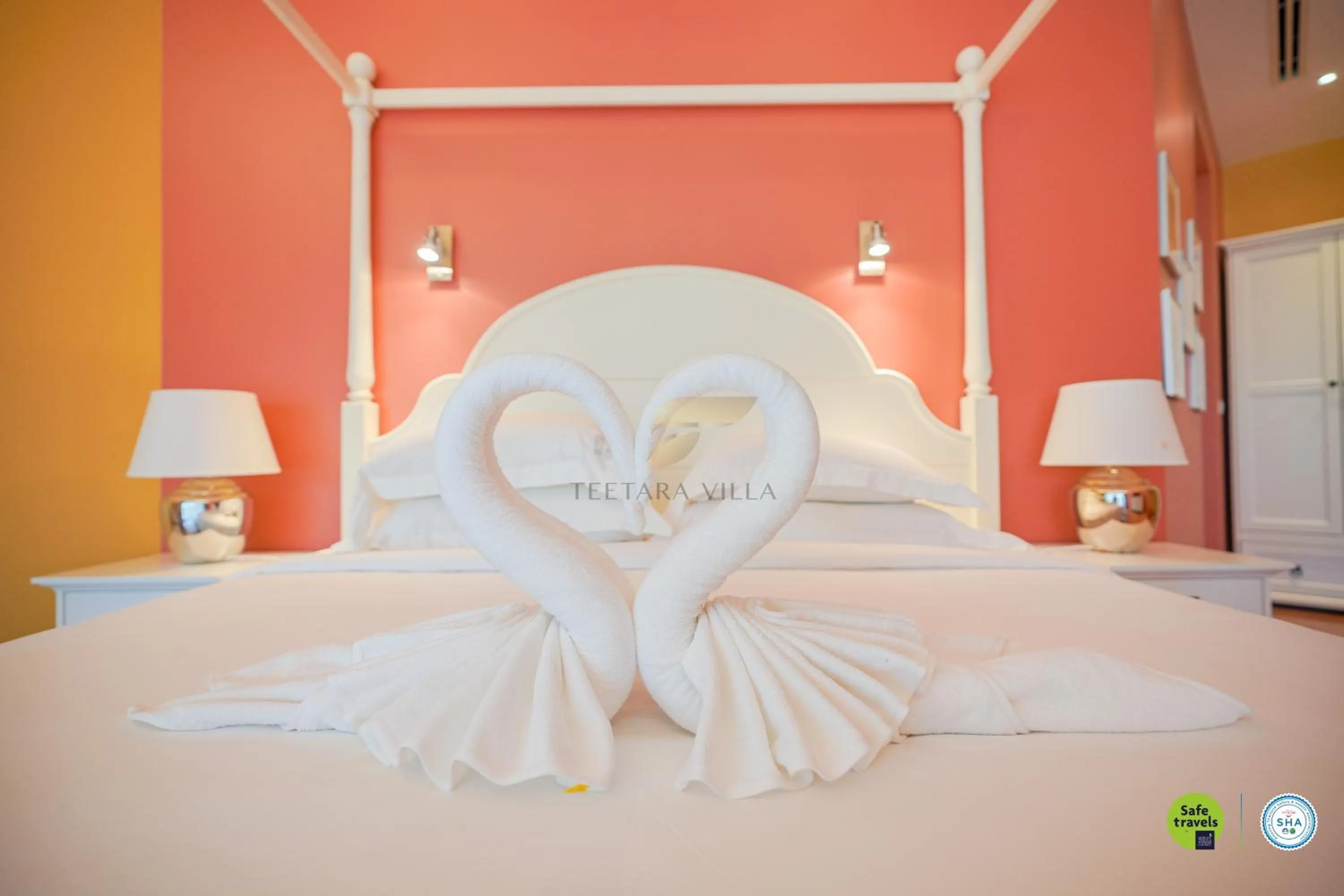 Bed in Teetara Villa Patong