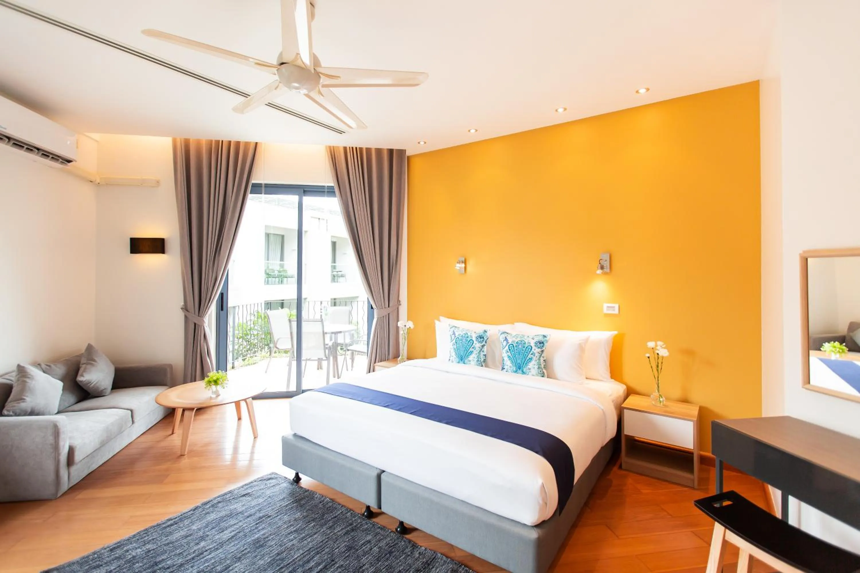 Bed in Teetara Villa Patong