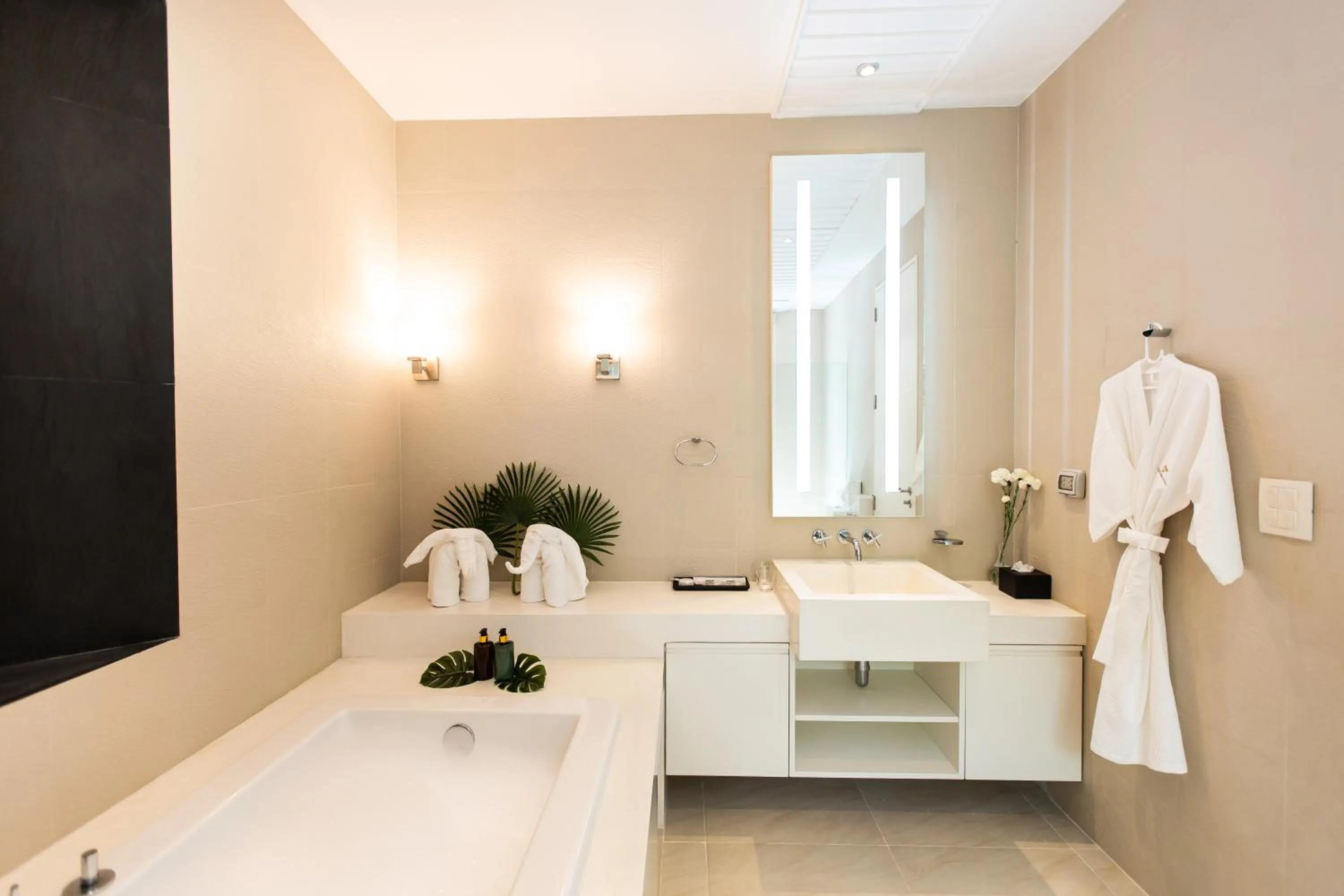 Bathroom in Teetara Villa Patong