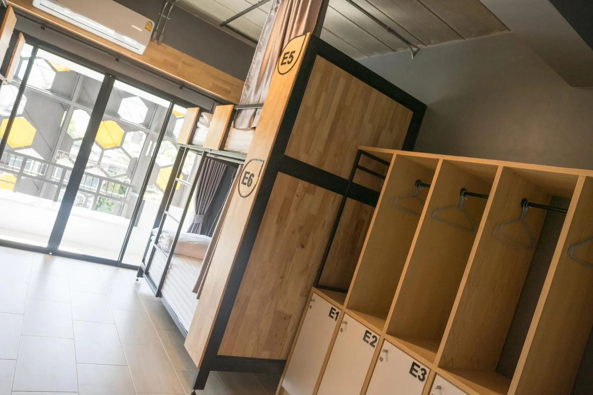 bunk bed in Ray Hostel