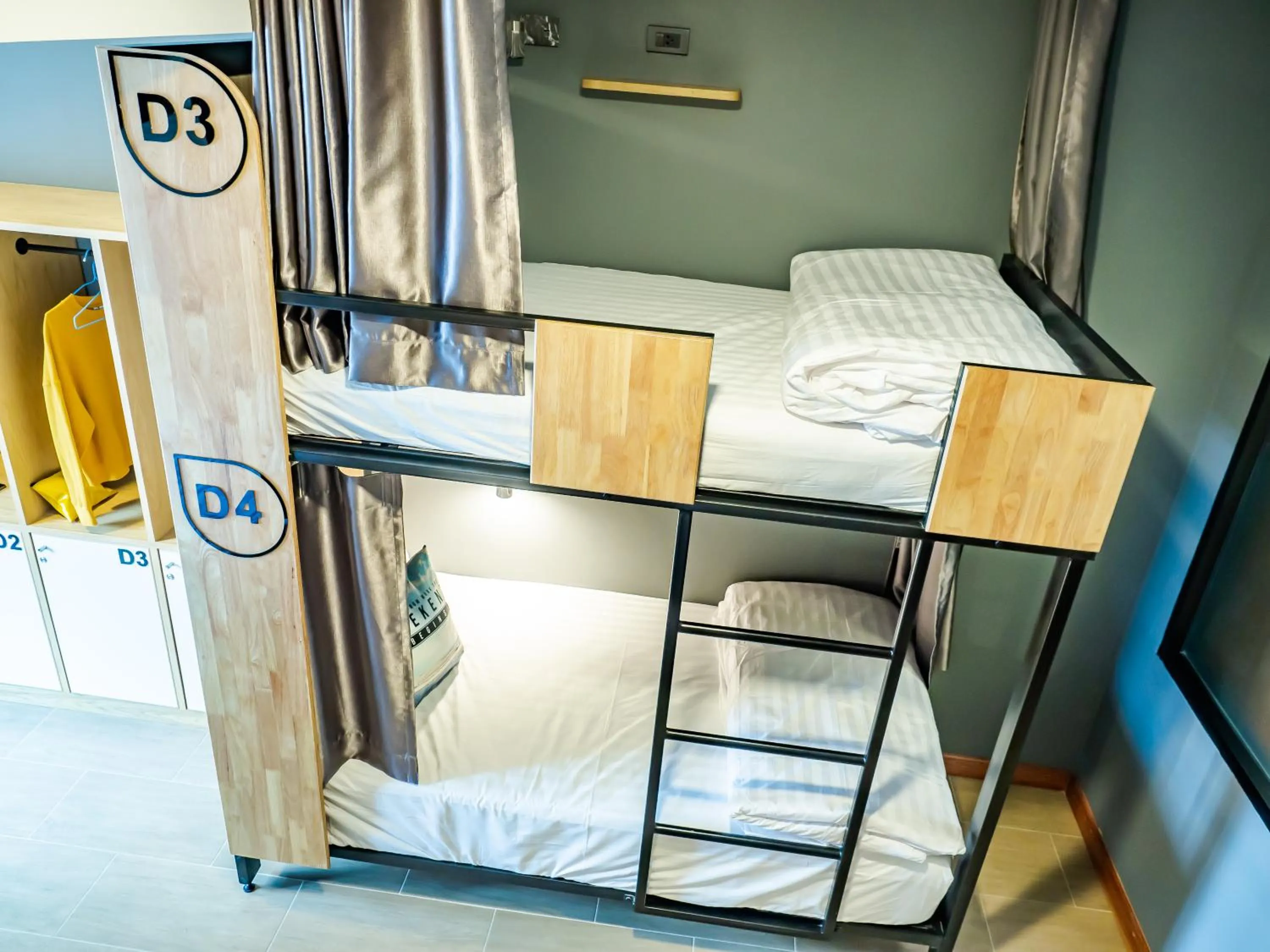bunk bed, Bed in Ray Hostel
