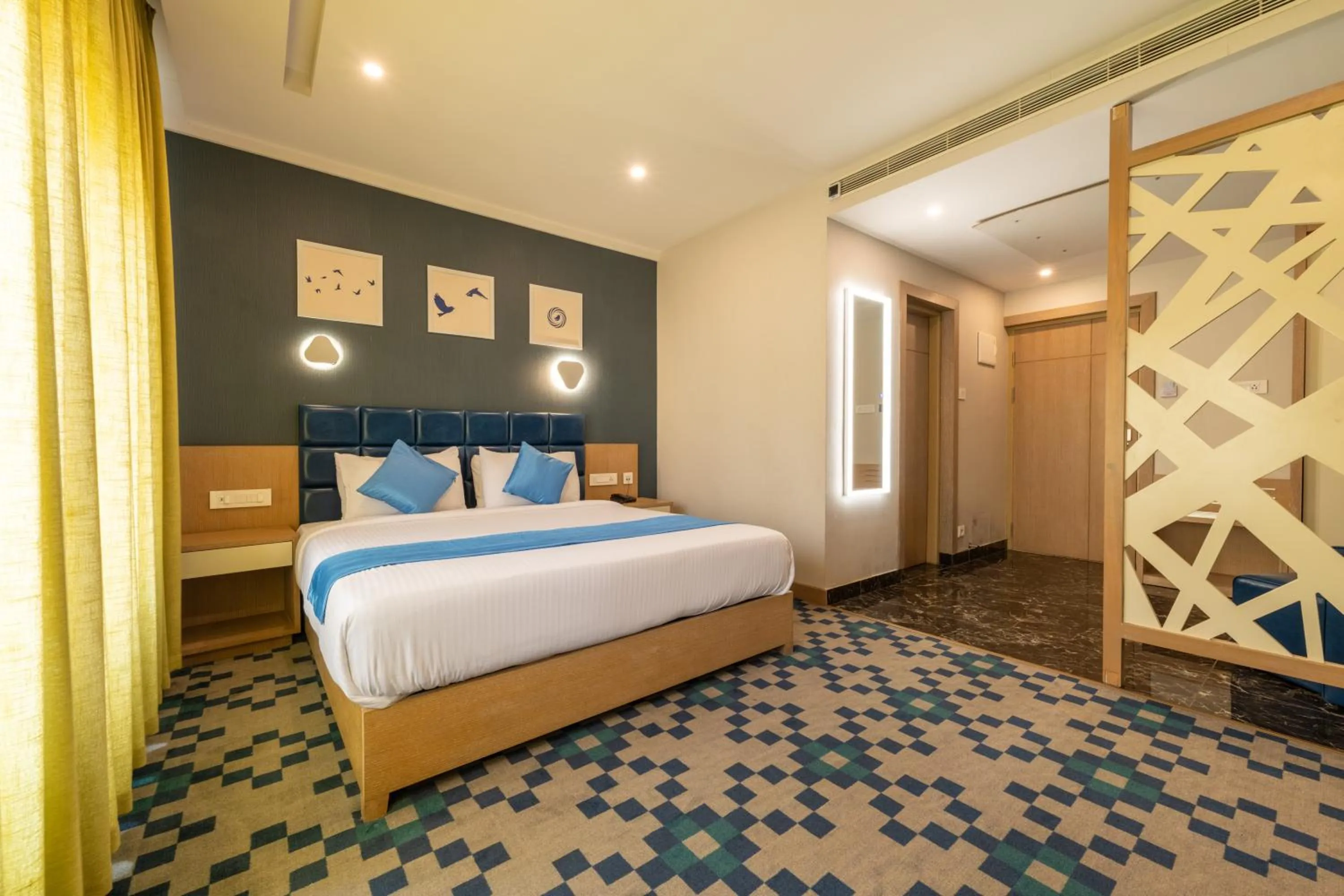 Photo of the whole room, Bed in Mintotel Wayanad