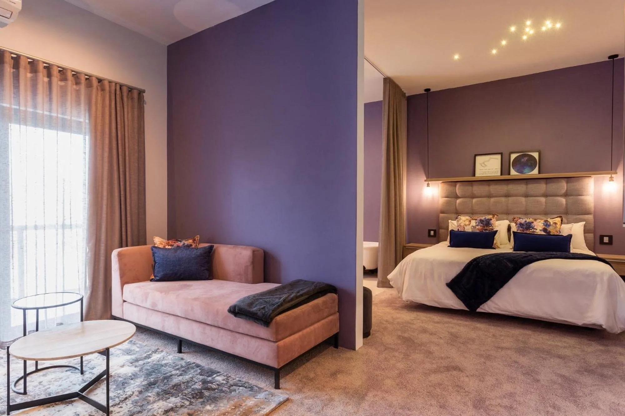 Seating area, Bed in Nova Boutique Hotel and Spa