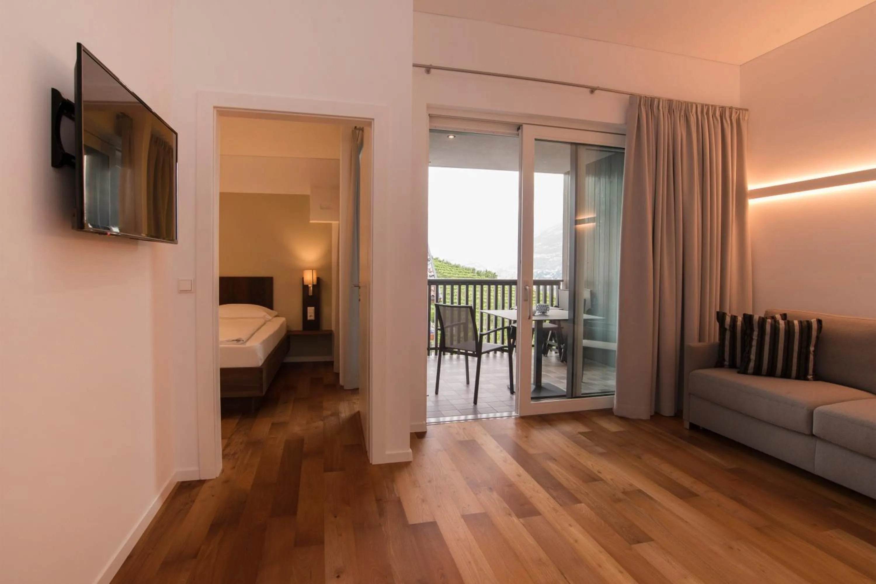 Balcony/Terrace, Bed in Apparthotel Calma