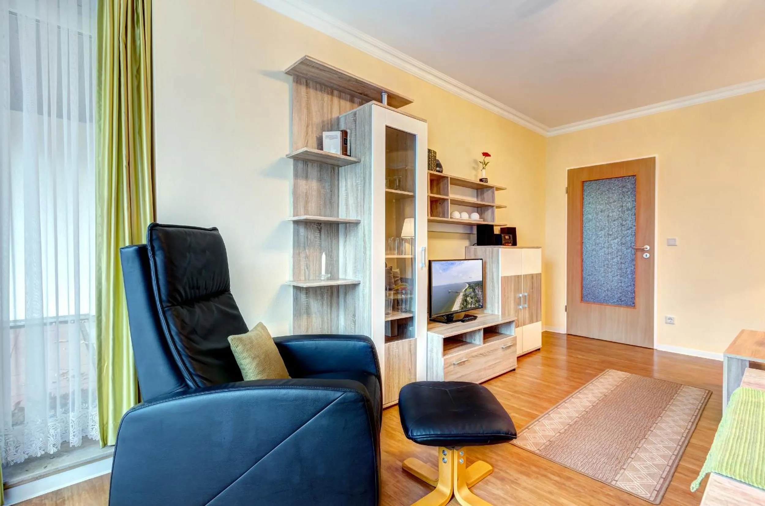 Am Schloonsee Haus D - Apartments mit Strandkorb
