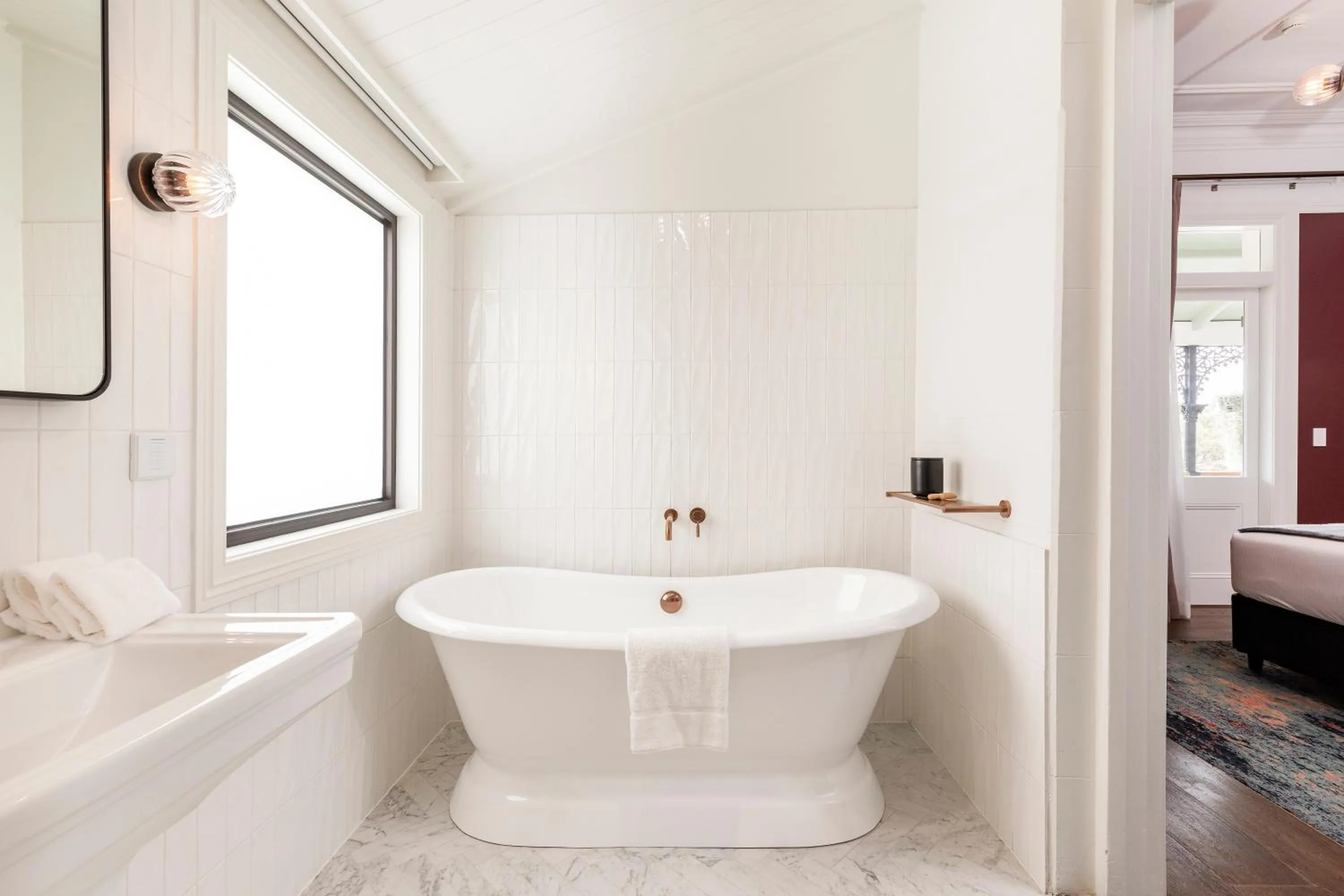 Bathroom, Bed in The Albert Mosman