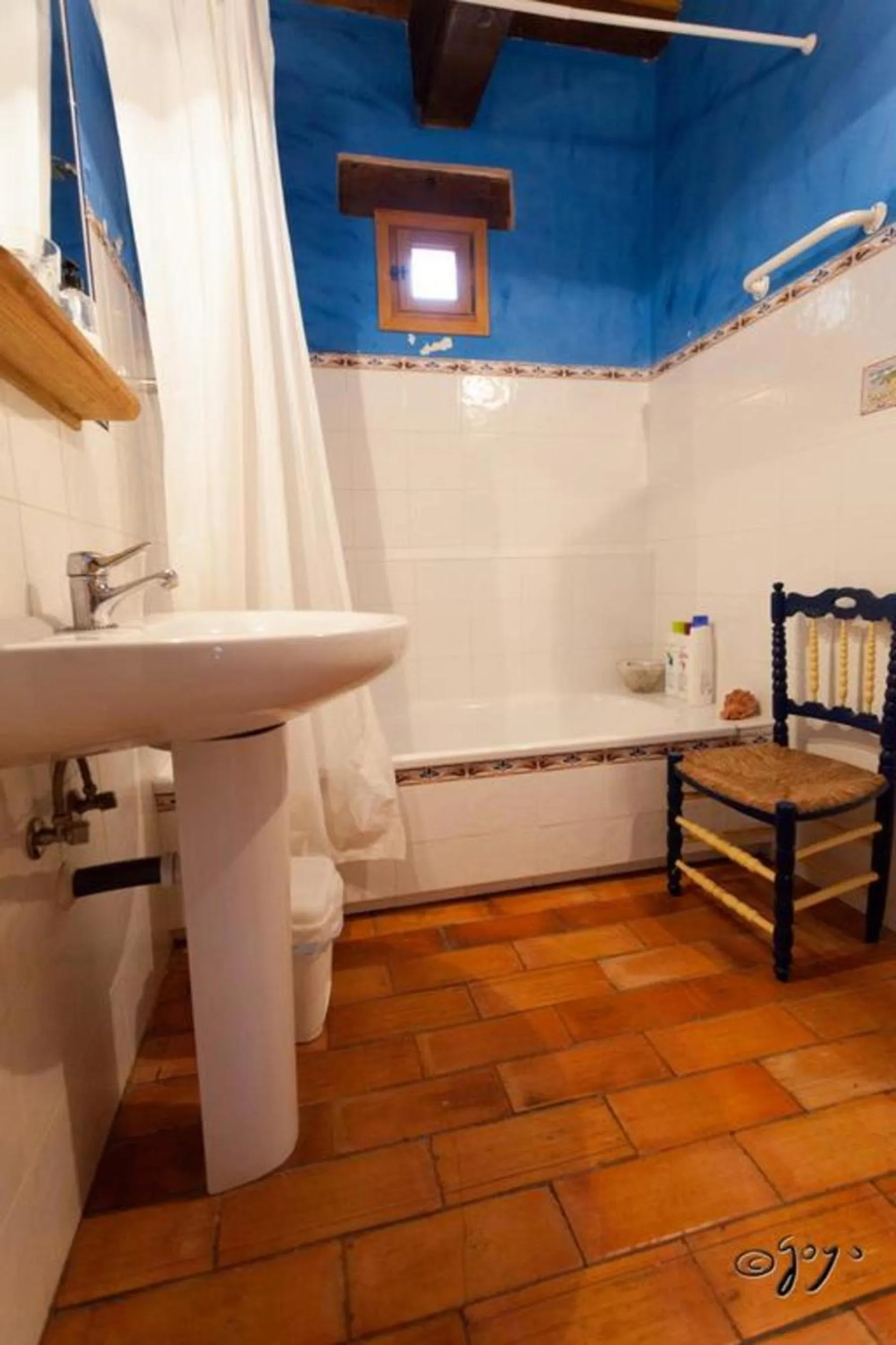 Toilet in El Camino Real