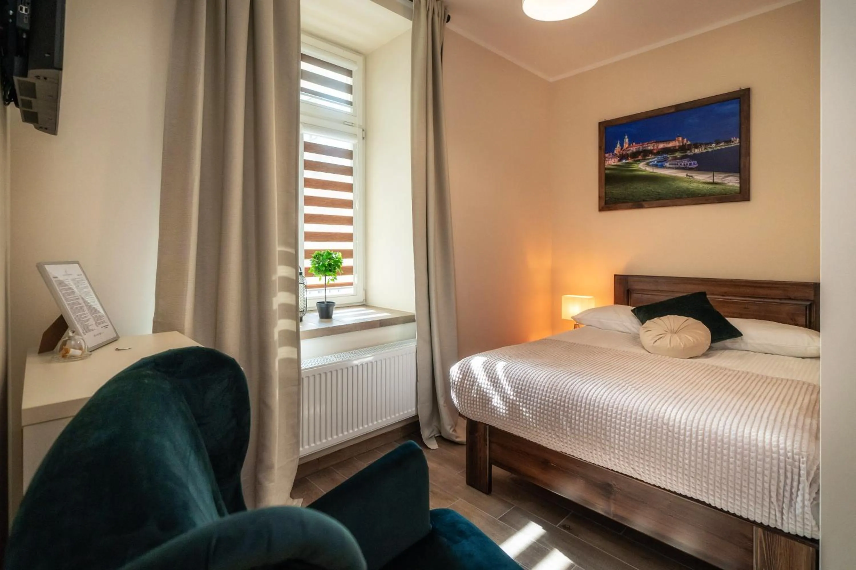 Bed in Apartments 17 Szewska