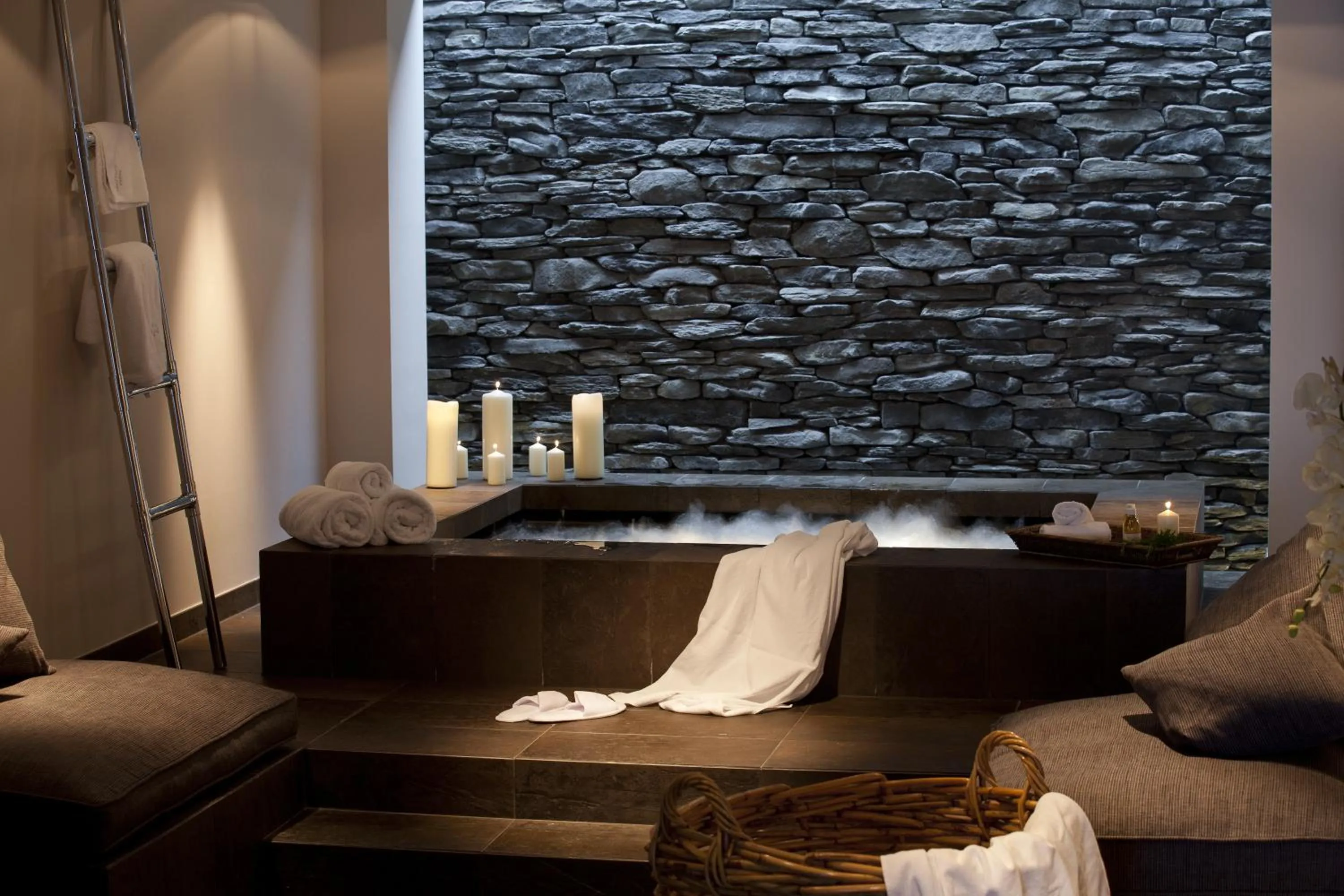 Hot Tub in Hotel KÜGLERHOF