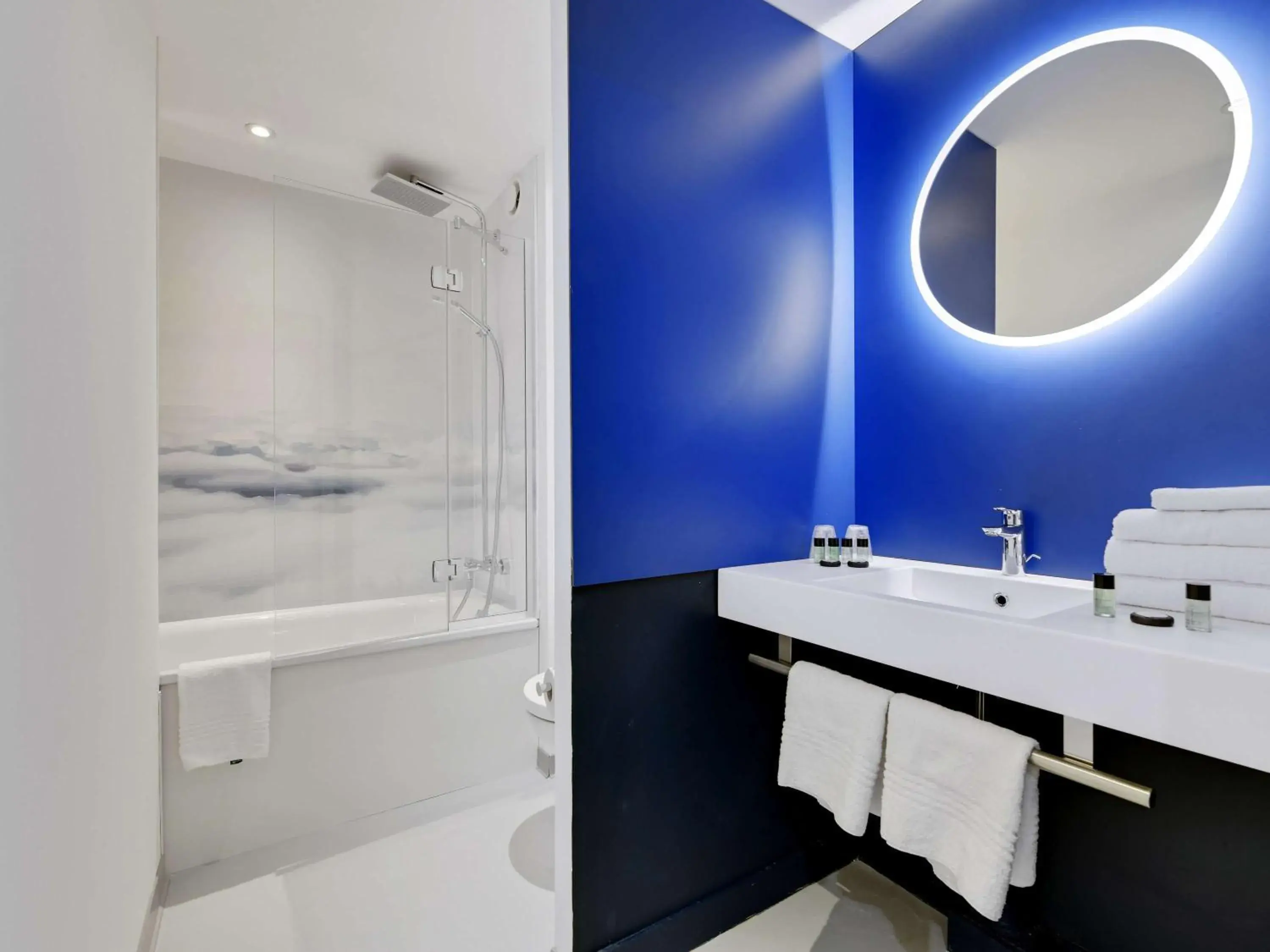 Photo of the whole room, Bathroom in ibis Styles Paris Orly Tech Airport