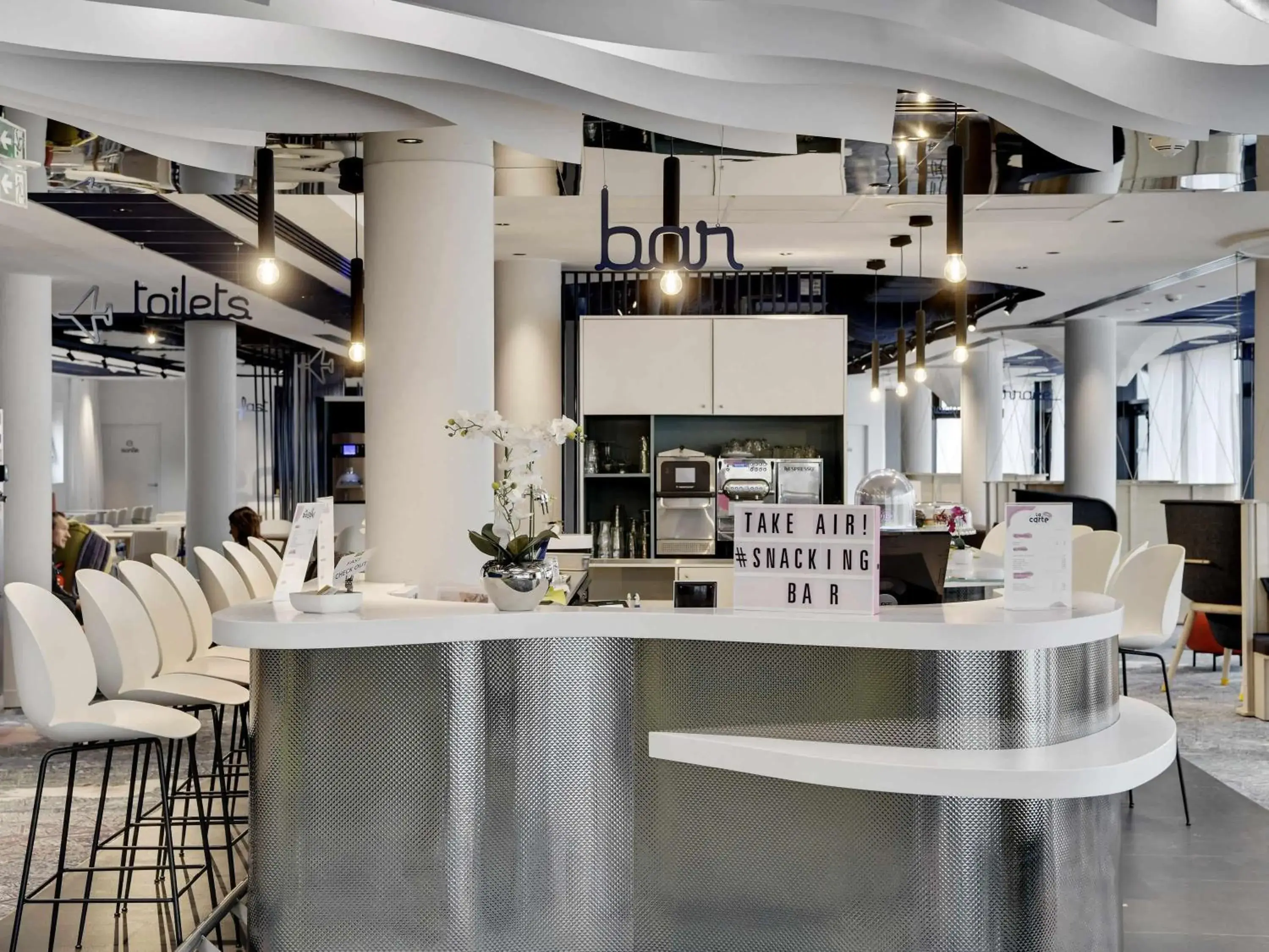 Lounge or bar in ibis Styles Paris Orly Tech Airport