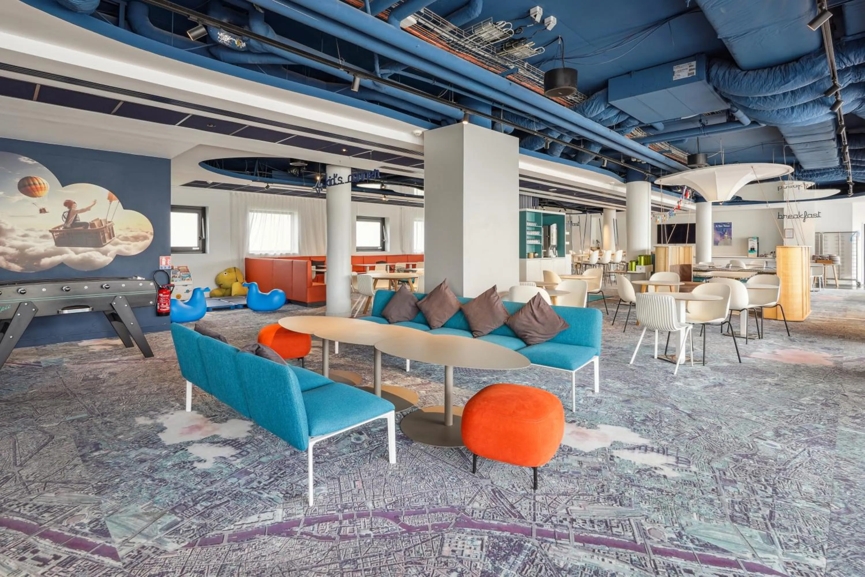 Entertainment in ibis Styles Paris Orly Airport