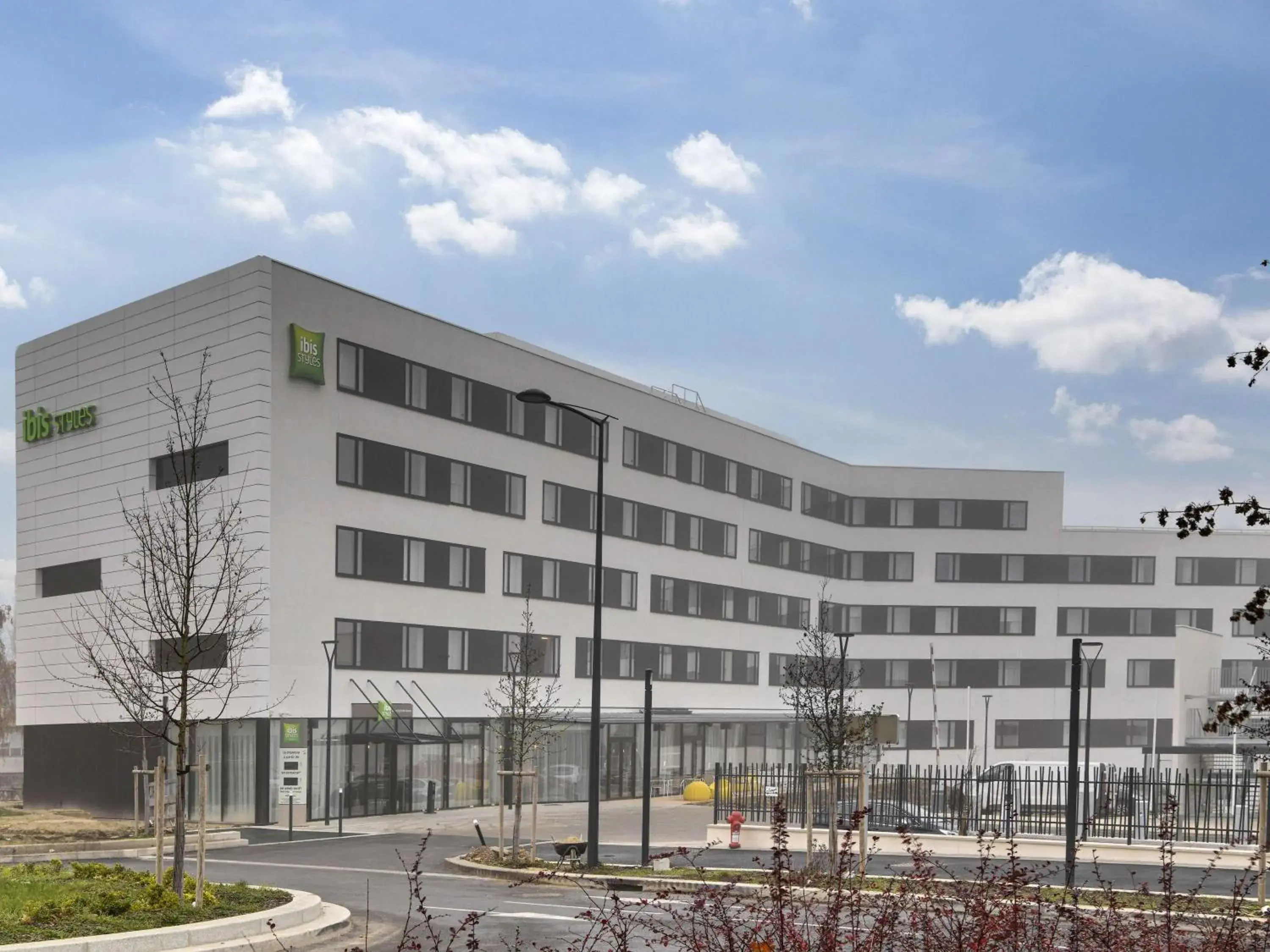 Property Building in ibis Styles Paris Orly Tech Airport