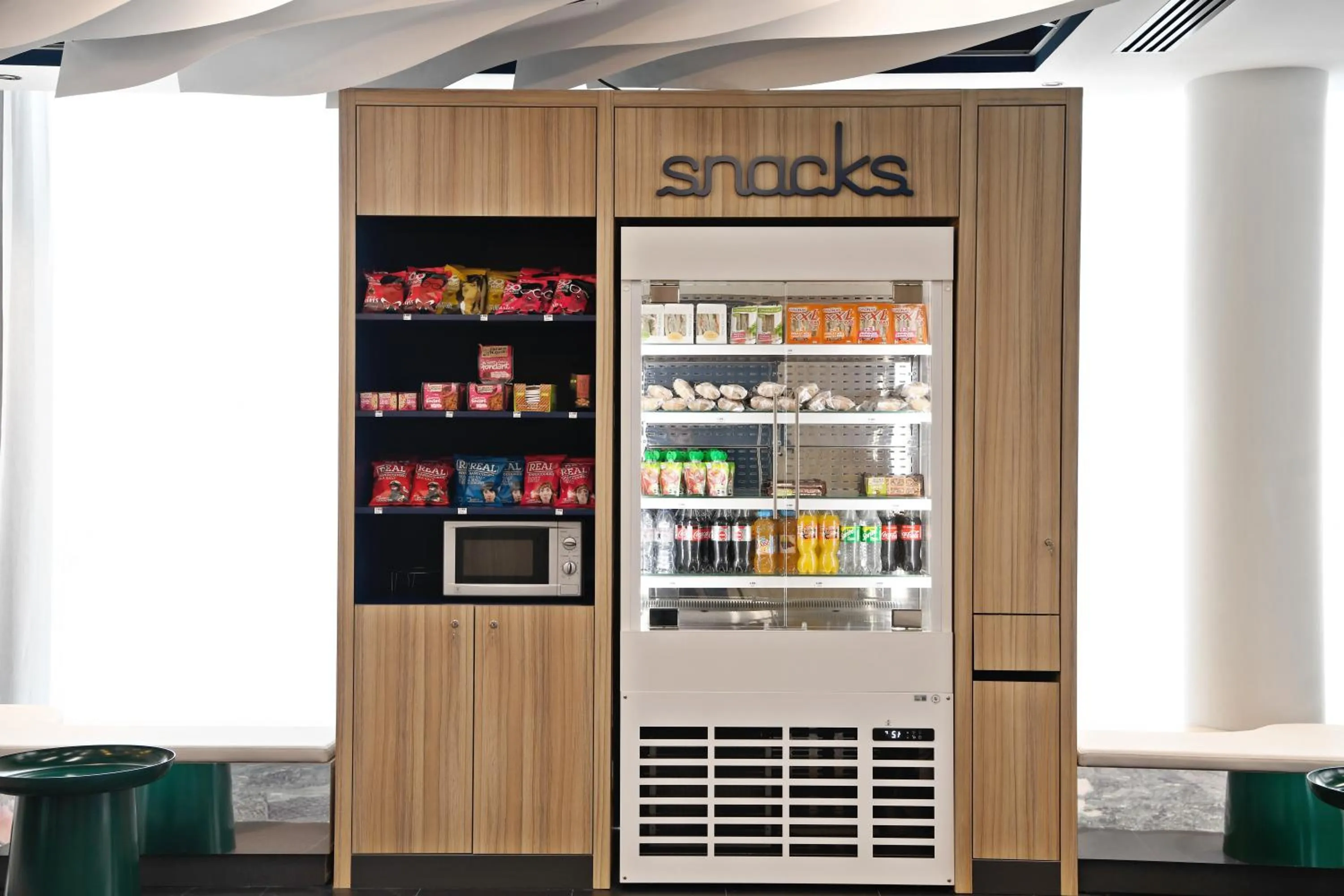 On-site shops in ibis Styles Paris Orly Airport