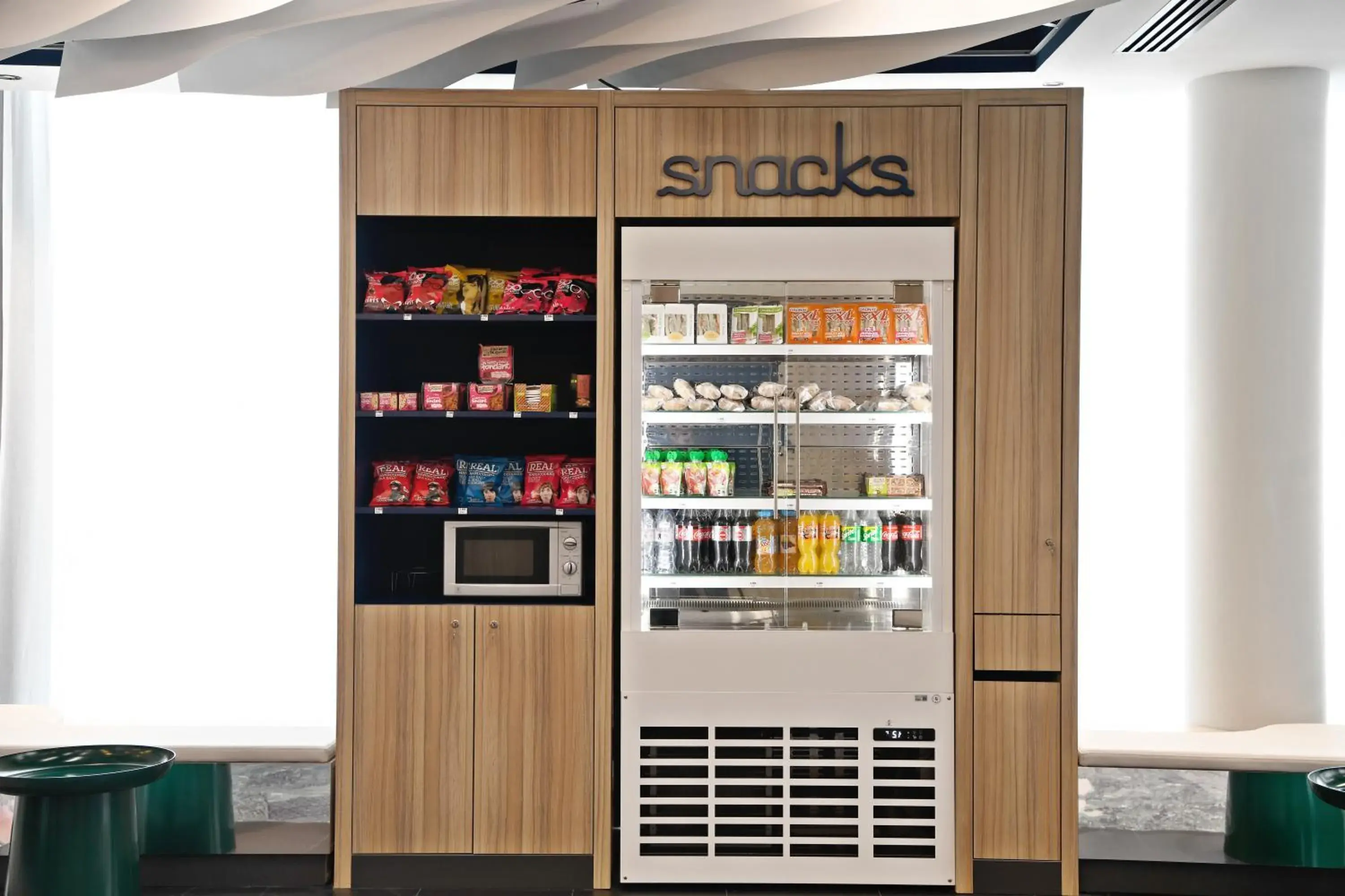 On-site shops in ibis Styles Paris Orly Tech Airport