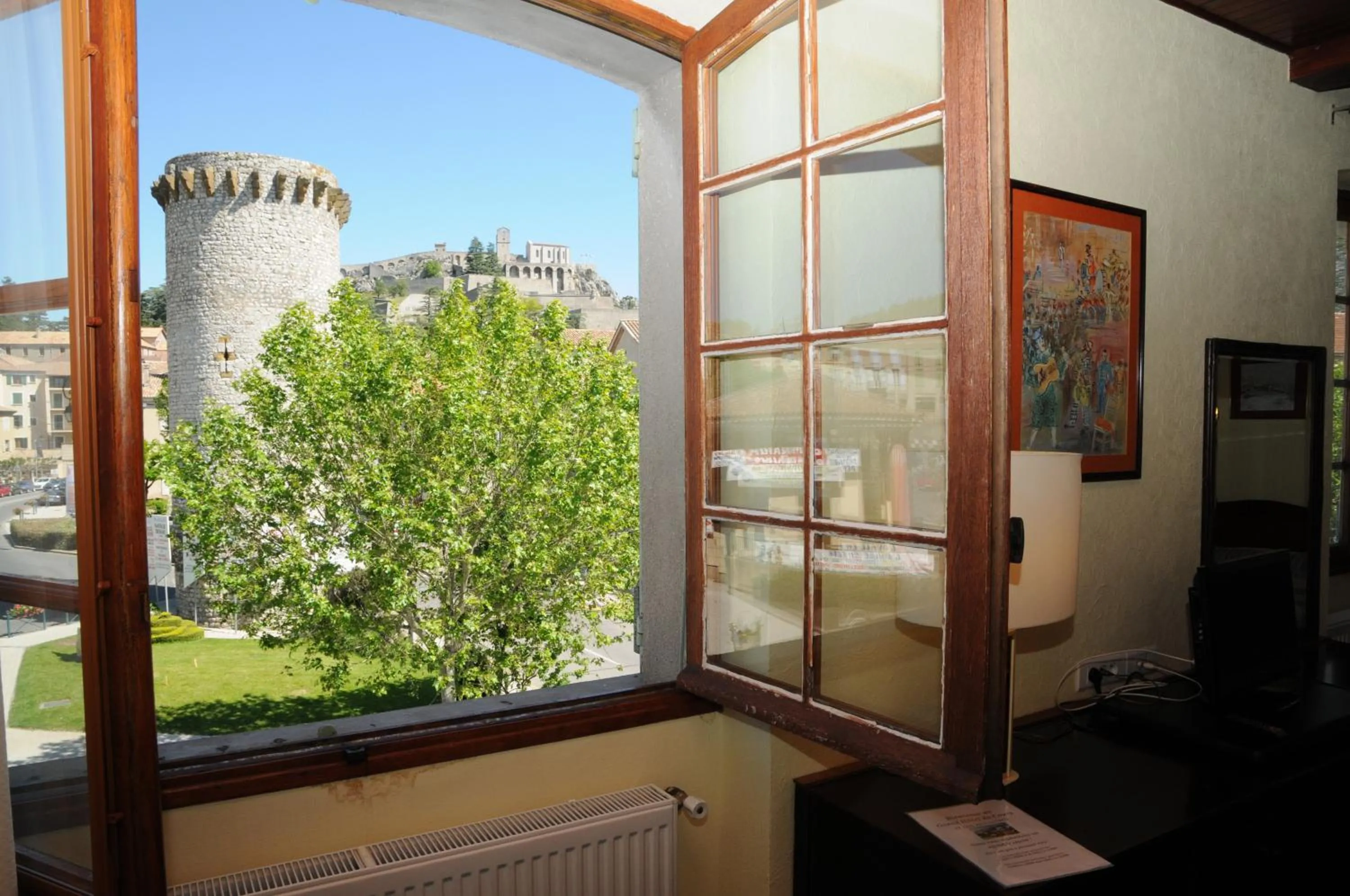 Double Room with Shower - single occupancy in Grand Hôtel du Cours