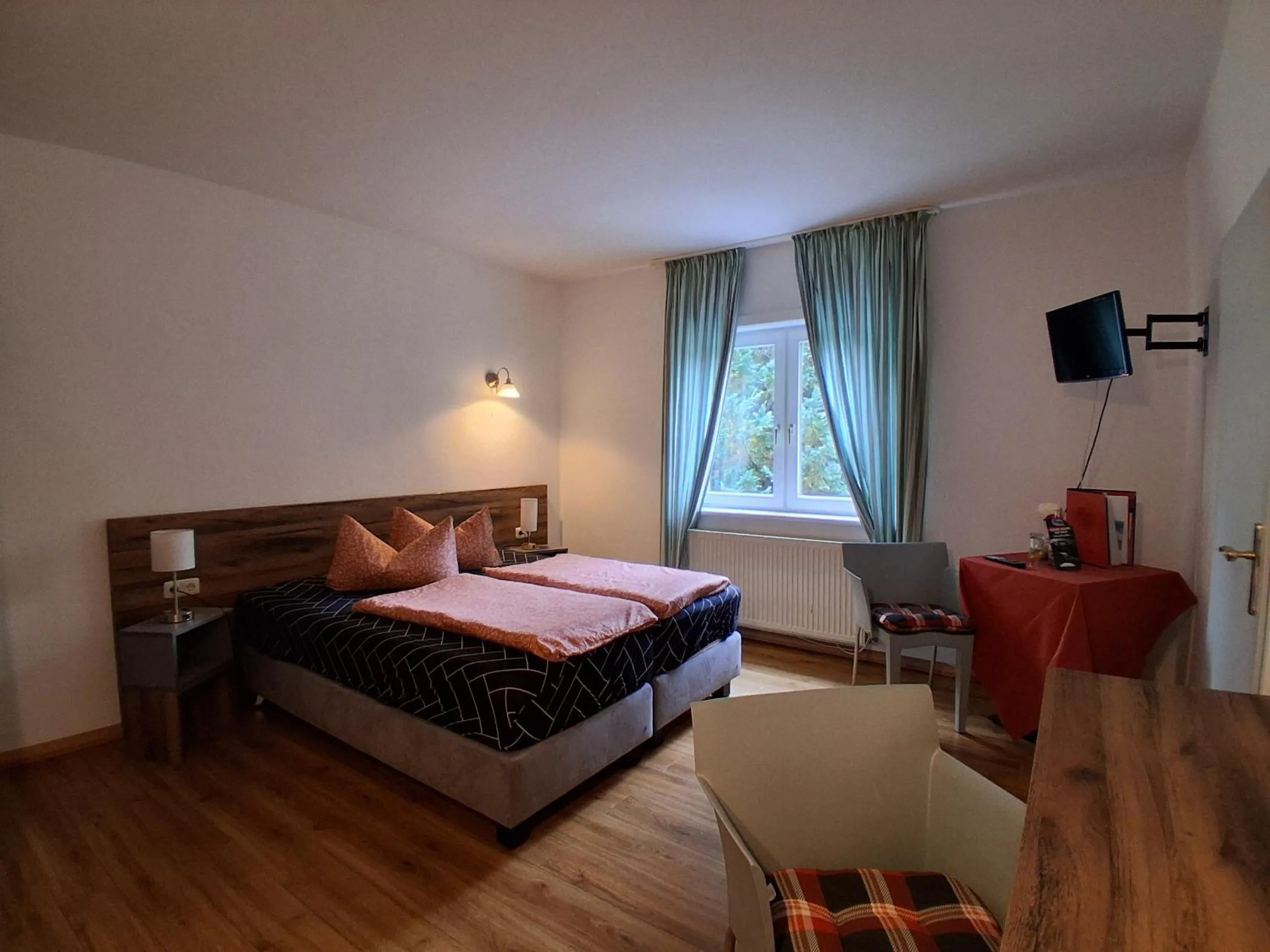 Photo of the whole room, Bed in Hotel Haus Oberland
