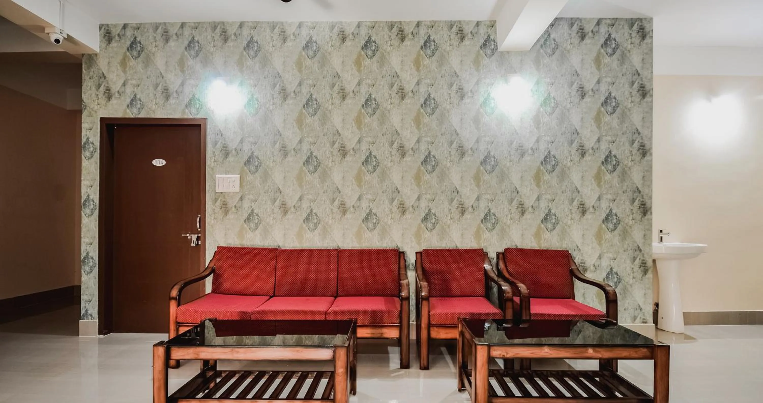 Lobby or reception in Super Hotel O Royal Pearl Inn