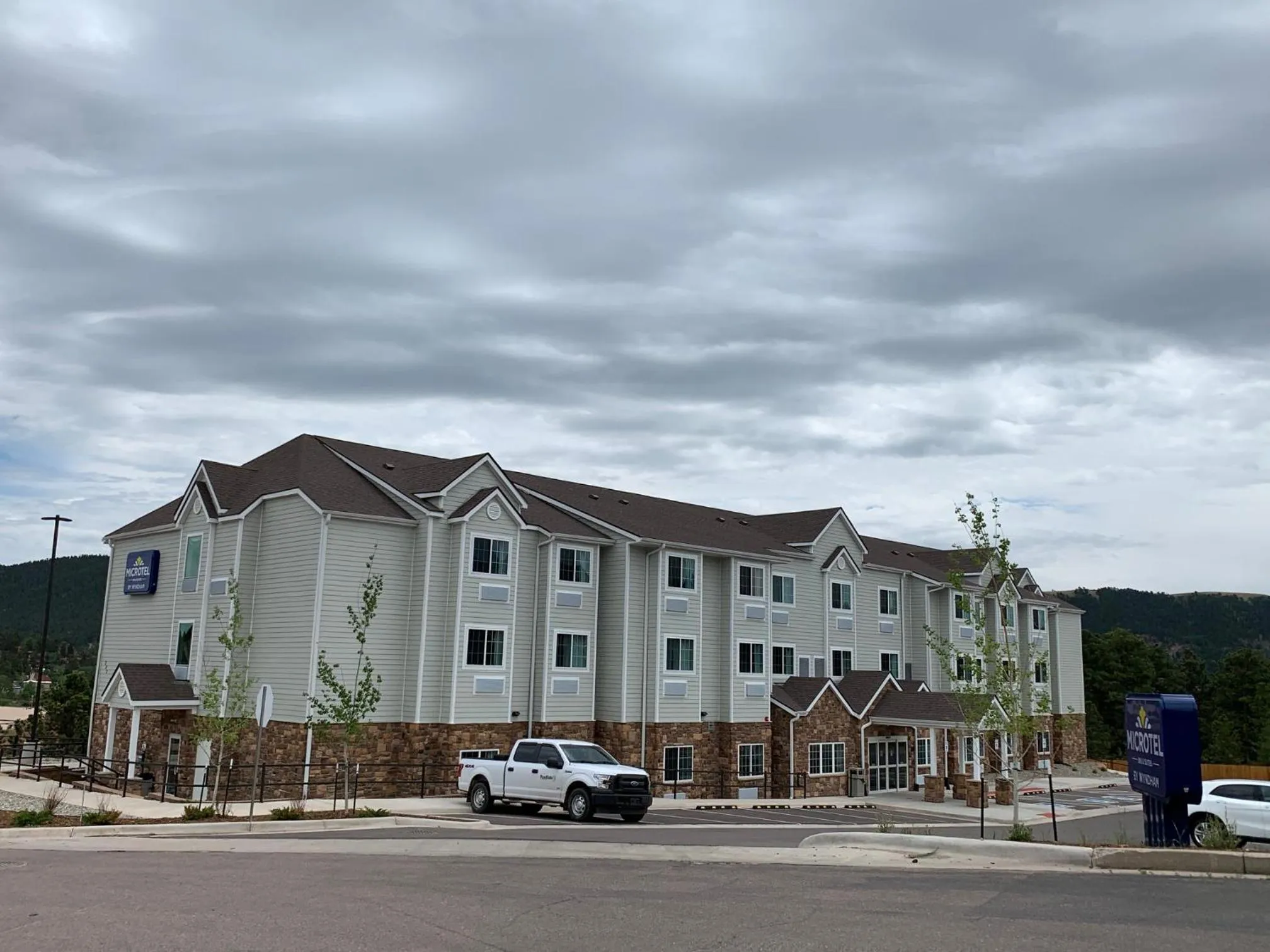 Property building in Microtel Inn & Suites by Wyndham Woodland Park