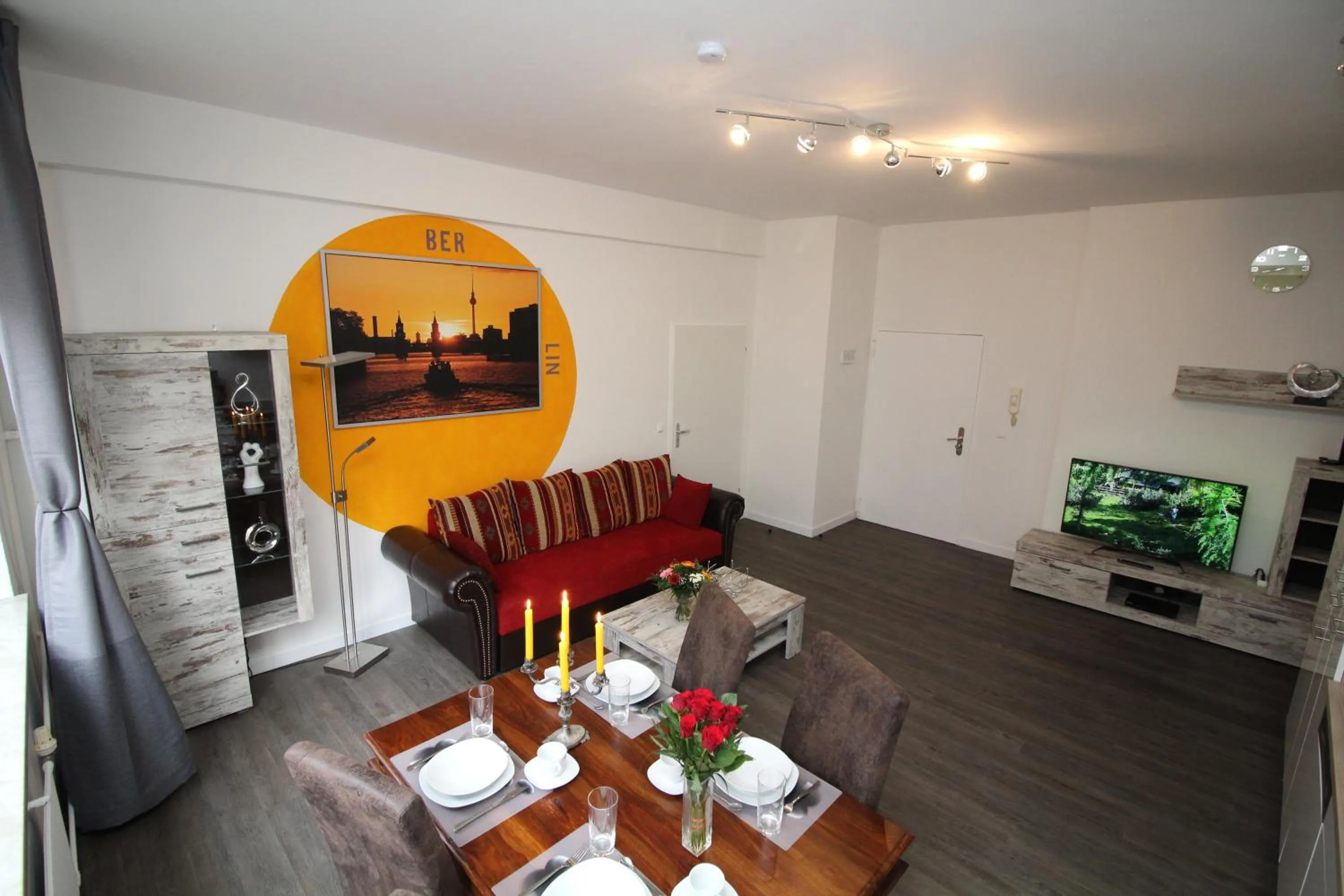 Dining area in Apartments Schöneberg