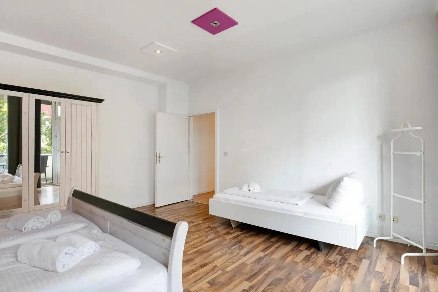 Bed in Apartments Schöneberg