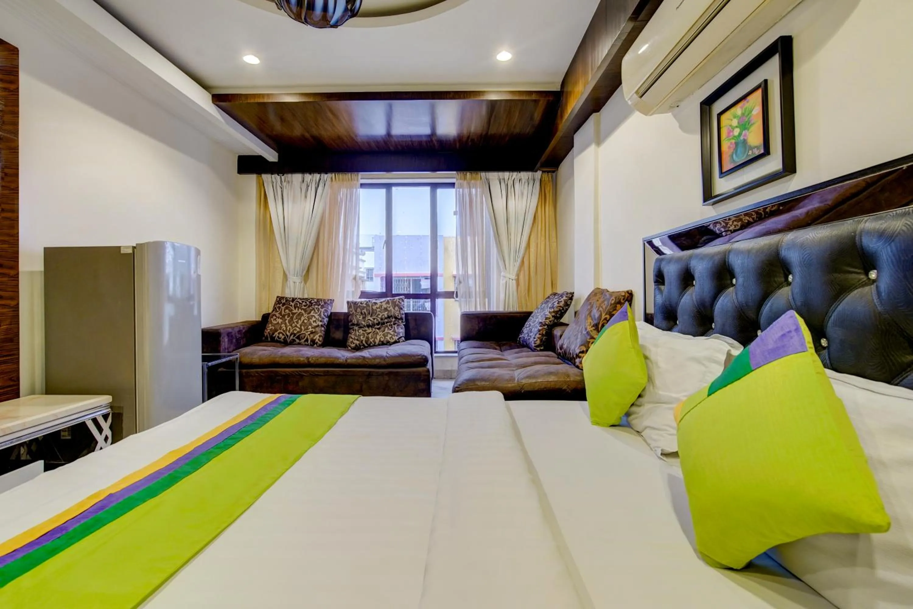 Bedroom, Bed in Treebo Soho Newtown Near New Town Bus Stand