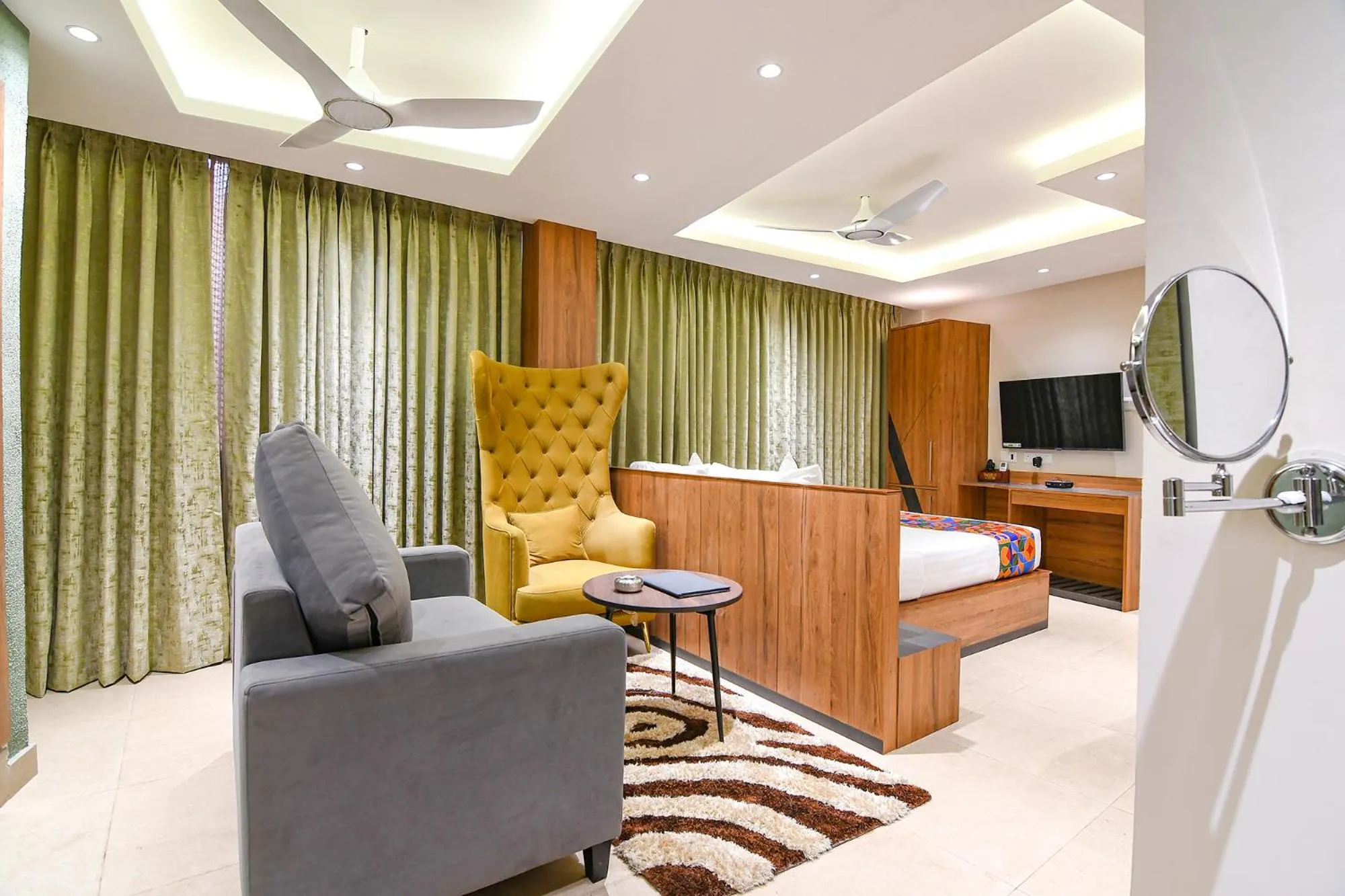 Bedroom in FabHotel Prime Swagatam International Chinar Park