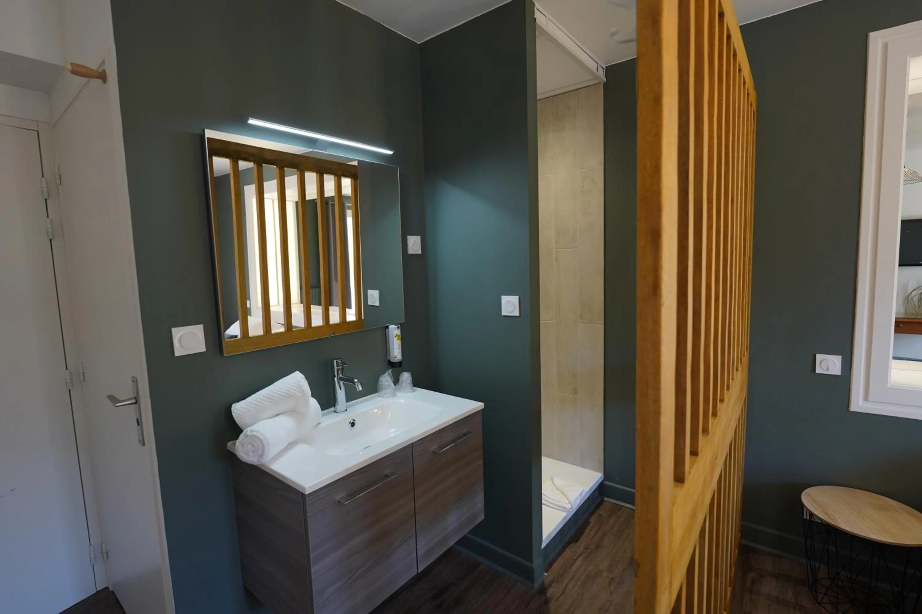 Bathroom in Logis Hôtel Le Griou