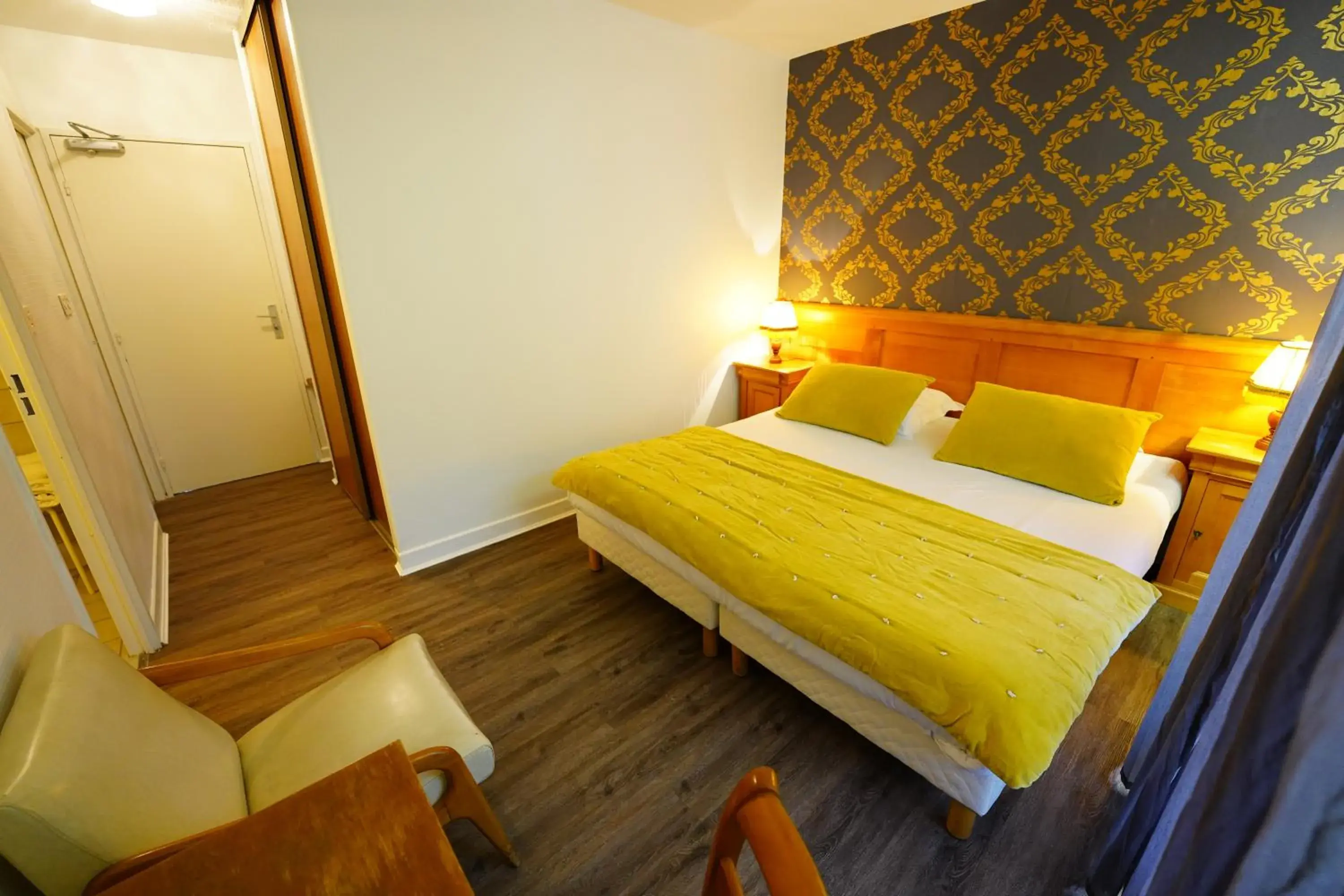 Bedroom, Bed in Logis Hôtel Le Griou Bedroom, Bed in Logis Hôtel Le Griou