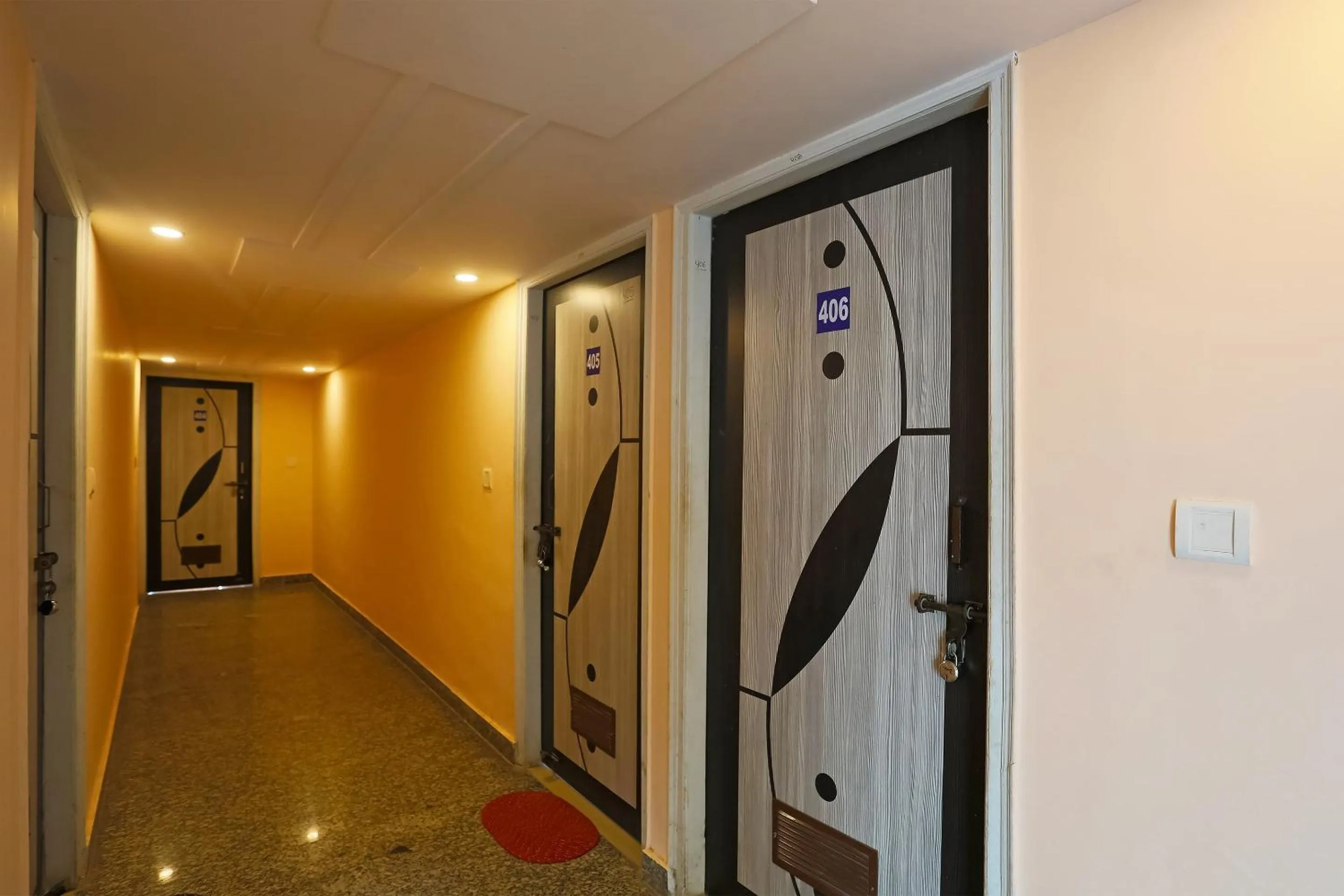 Lobby or reception in Hotel O M.M. Paradise & PG