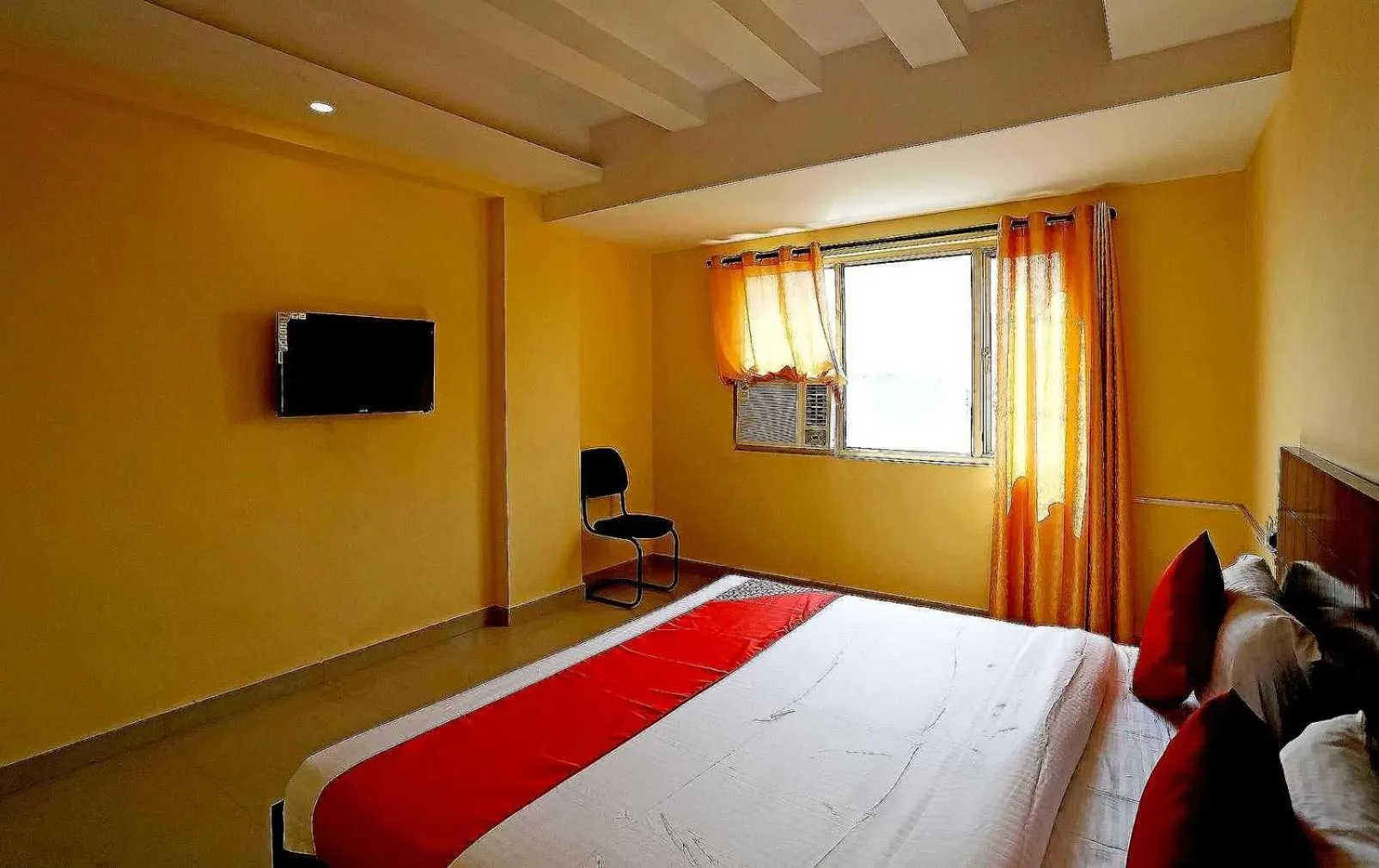 Bedroom in Hotel O M.M. Paradise & PG