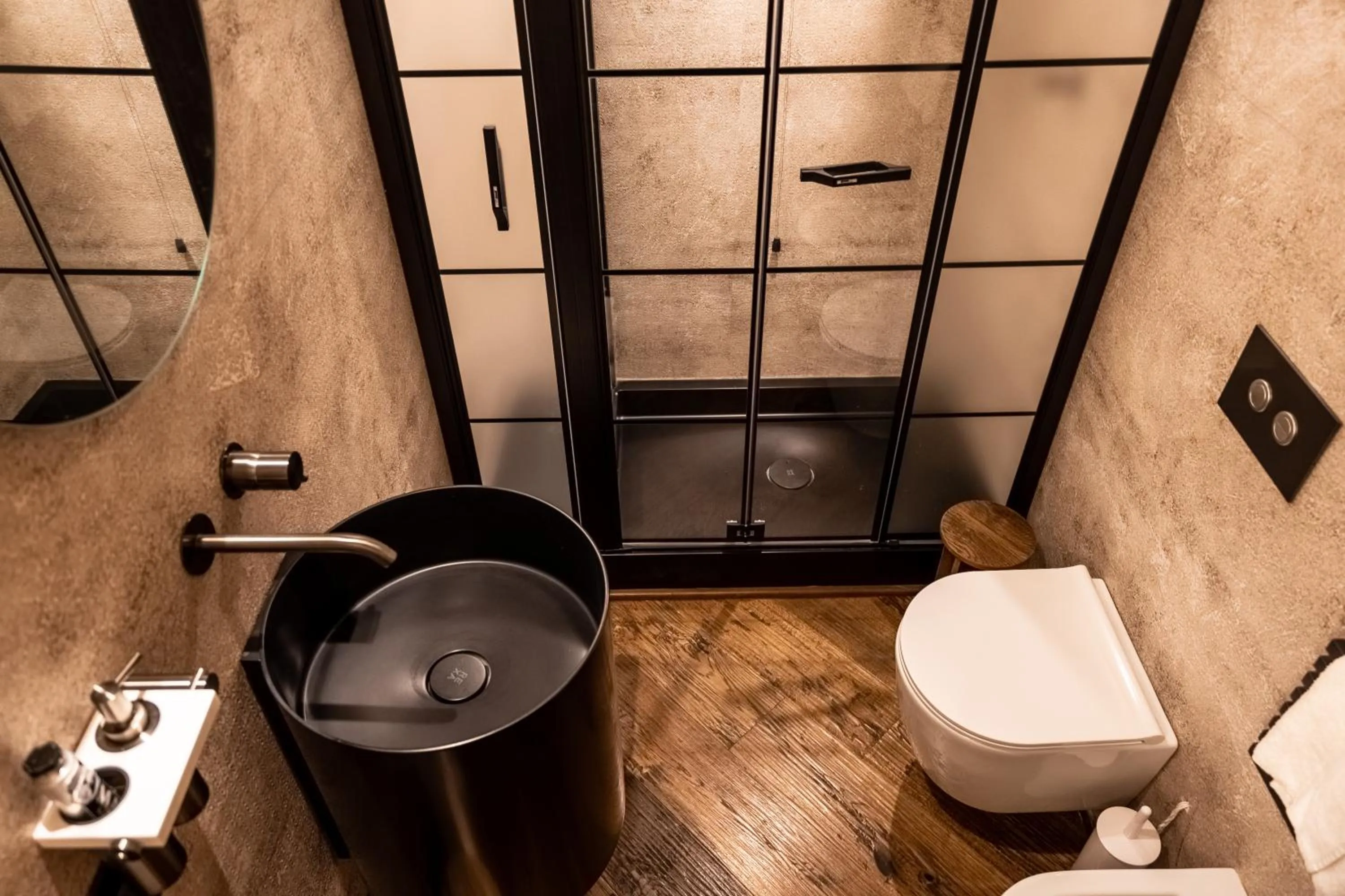 Bathroom in Oltrarno 1881 Apartments