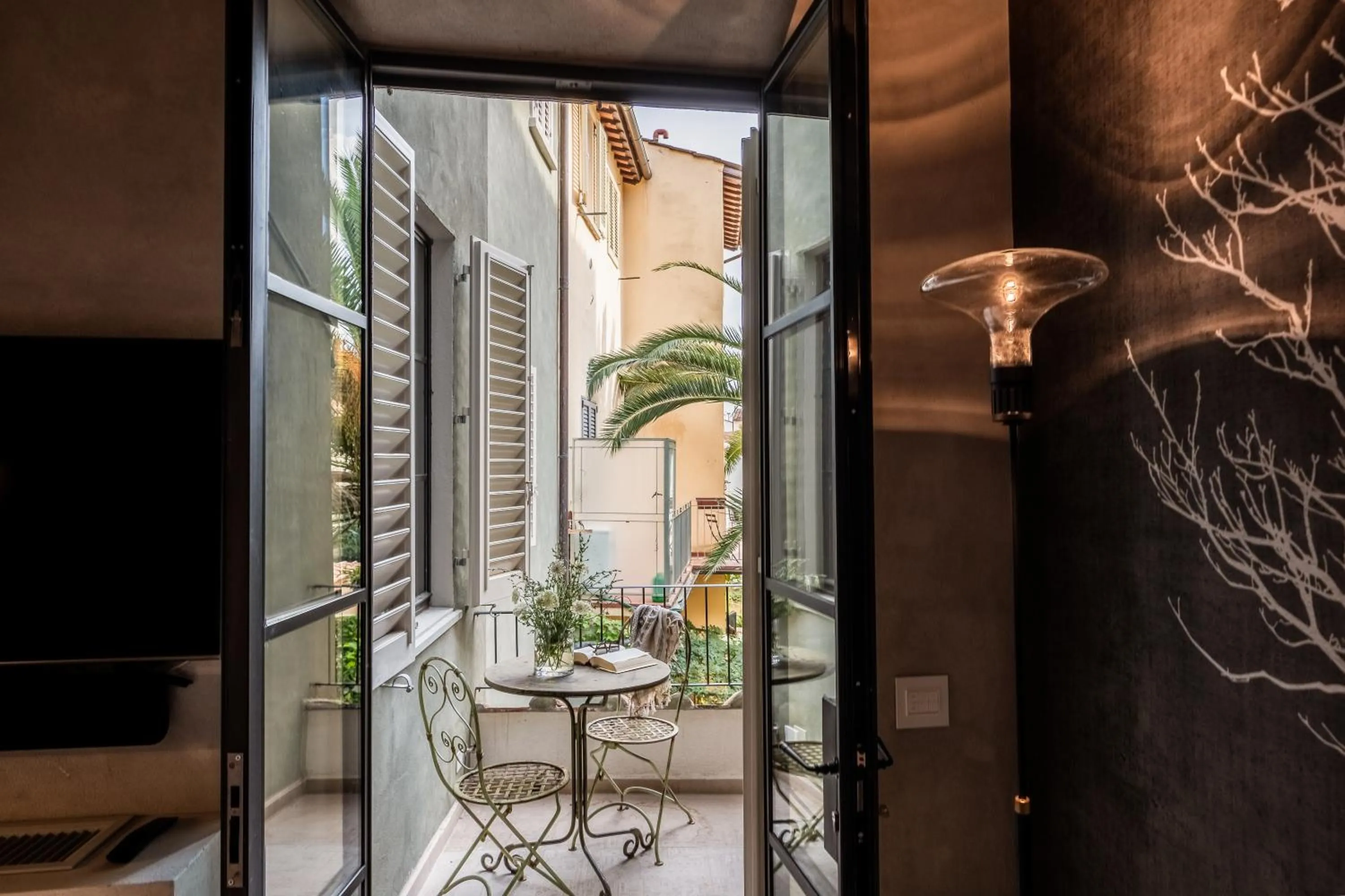 Balcony/Terrace in Oltrarno 1881 Apartments