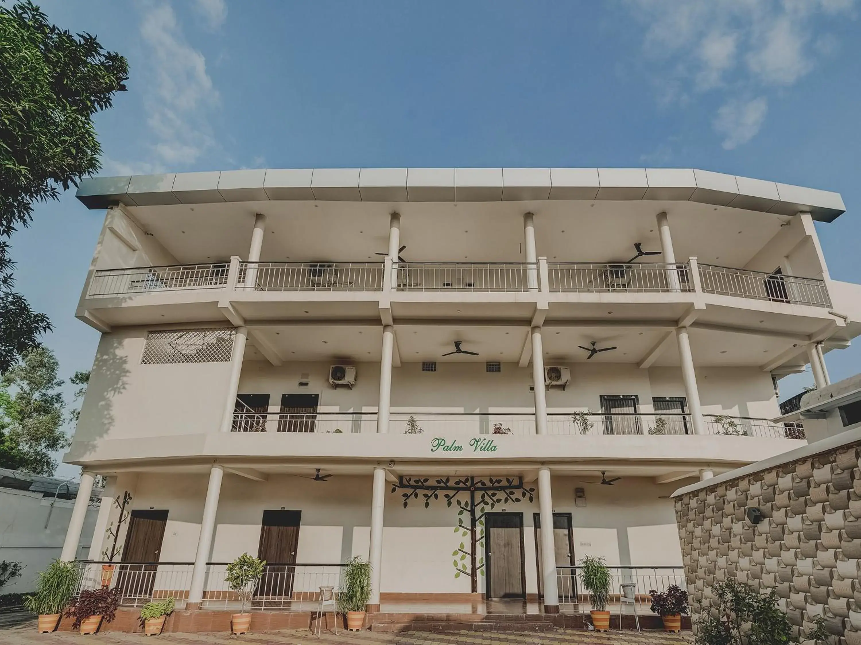 Facade/entrance in Super Capital O Gulmohar Marriage Garden Facade/entrance in Super Capital O Gulmohar Marriage Garden