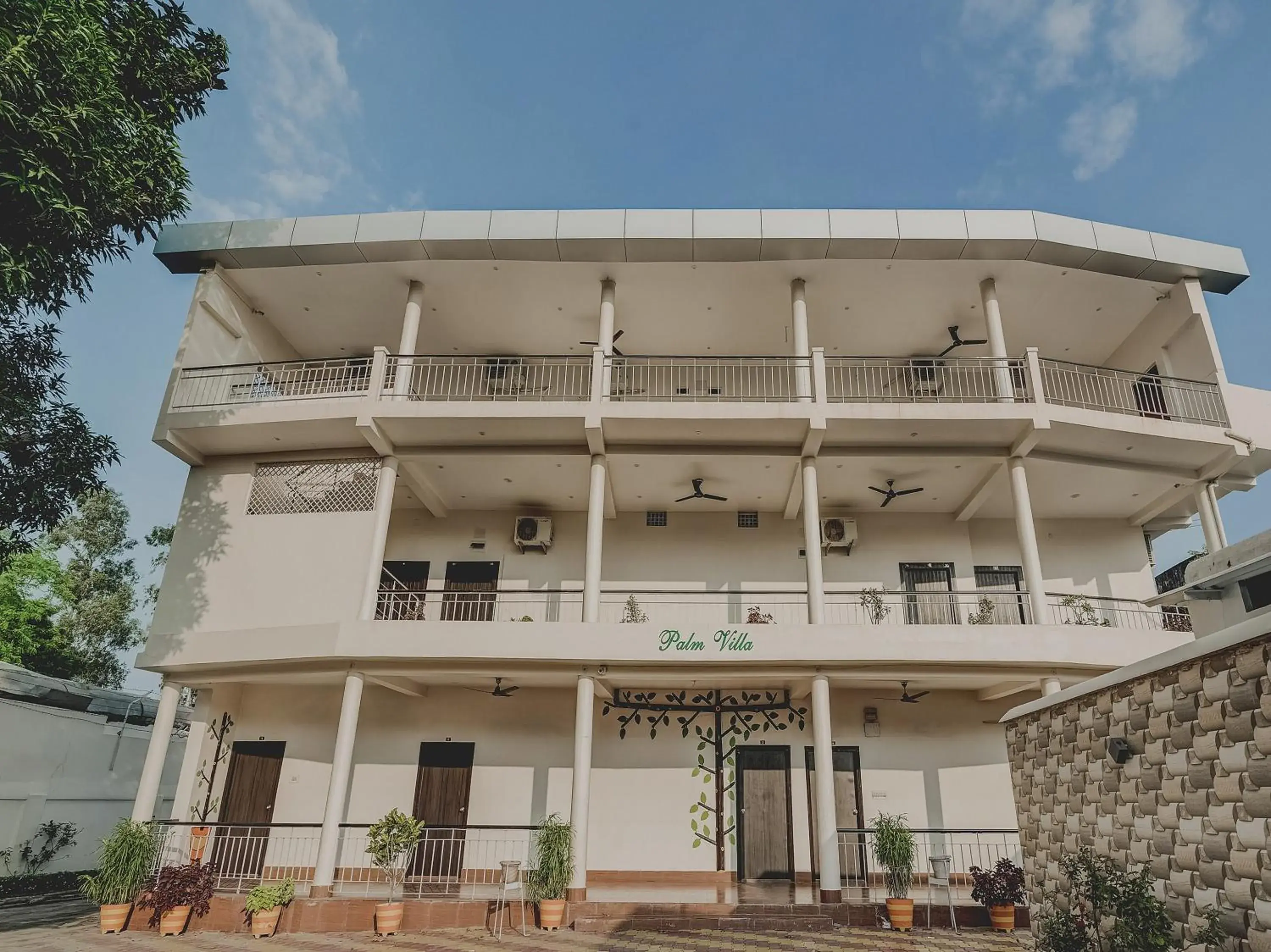 Facade/entrance in Super Capital O Gulmohar Marriage Garden Facade/entrance in Super Capital O Gulmohar Marriage Garden