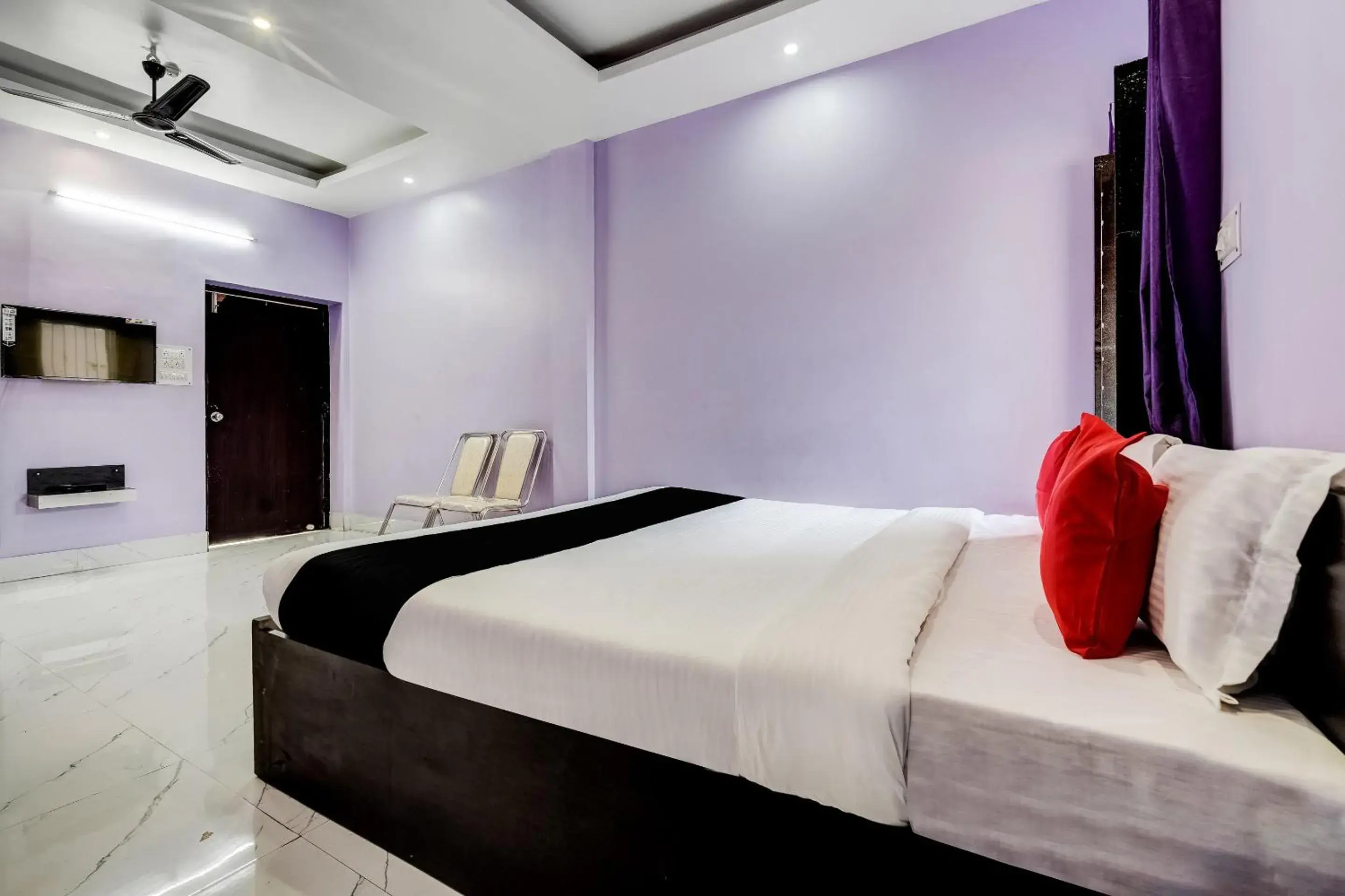 Bedroom, Bed in Super Capital O Gulmohar Marriage Garden Bedroom, Bed in Super Capital O Gulmohar Marriage Garden