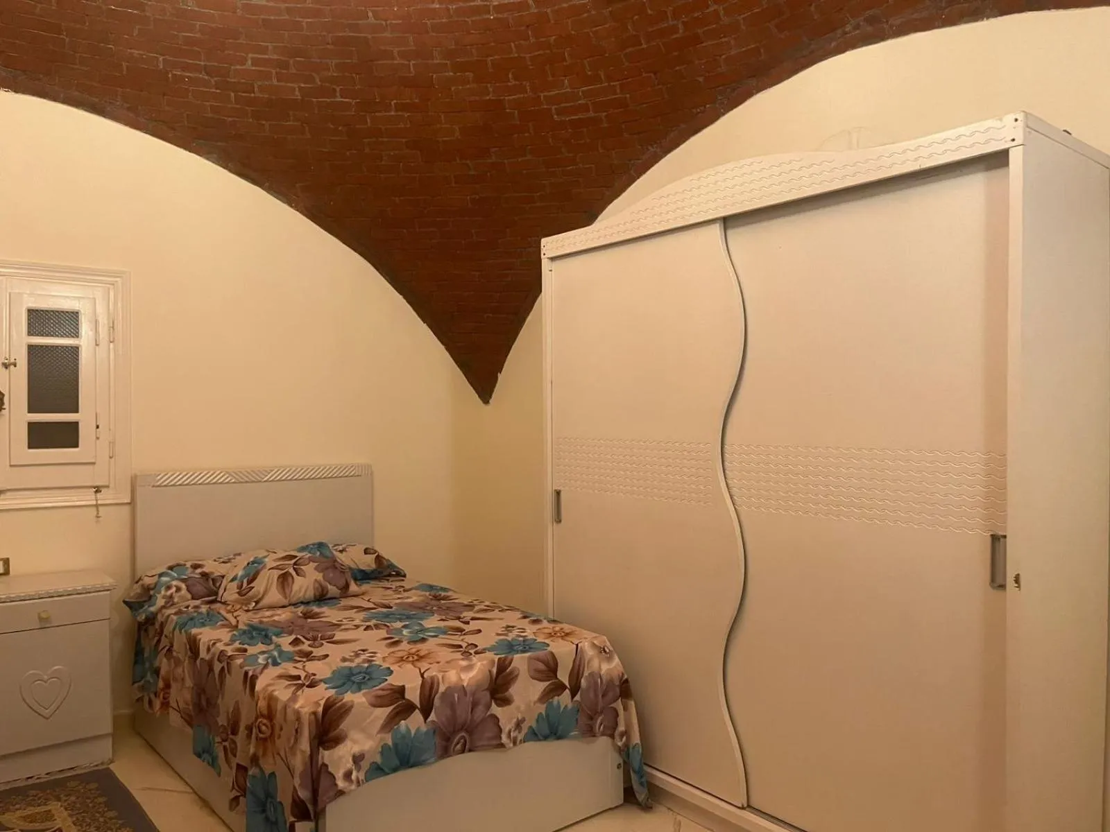 Bed in Mountain Camp Ali Khaled