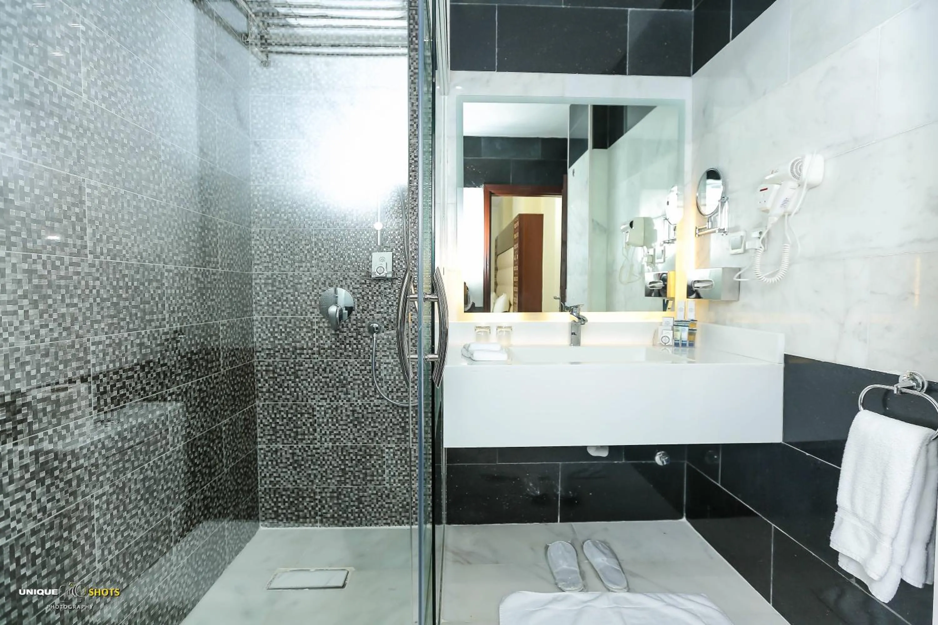 Bathroom in Jeddah Oasis Hotel