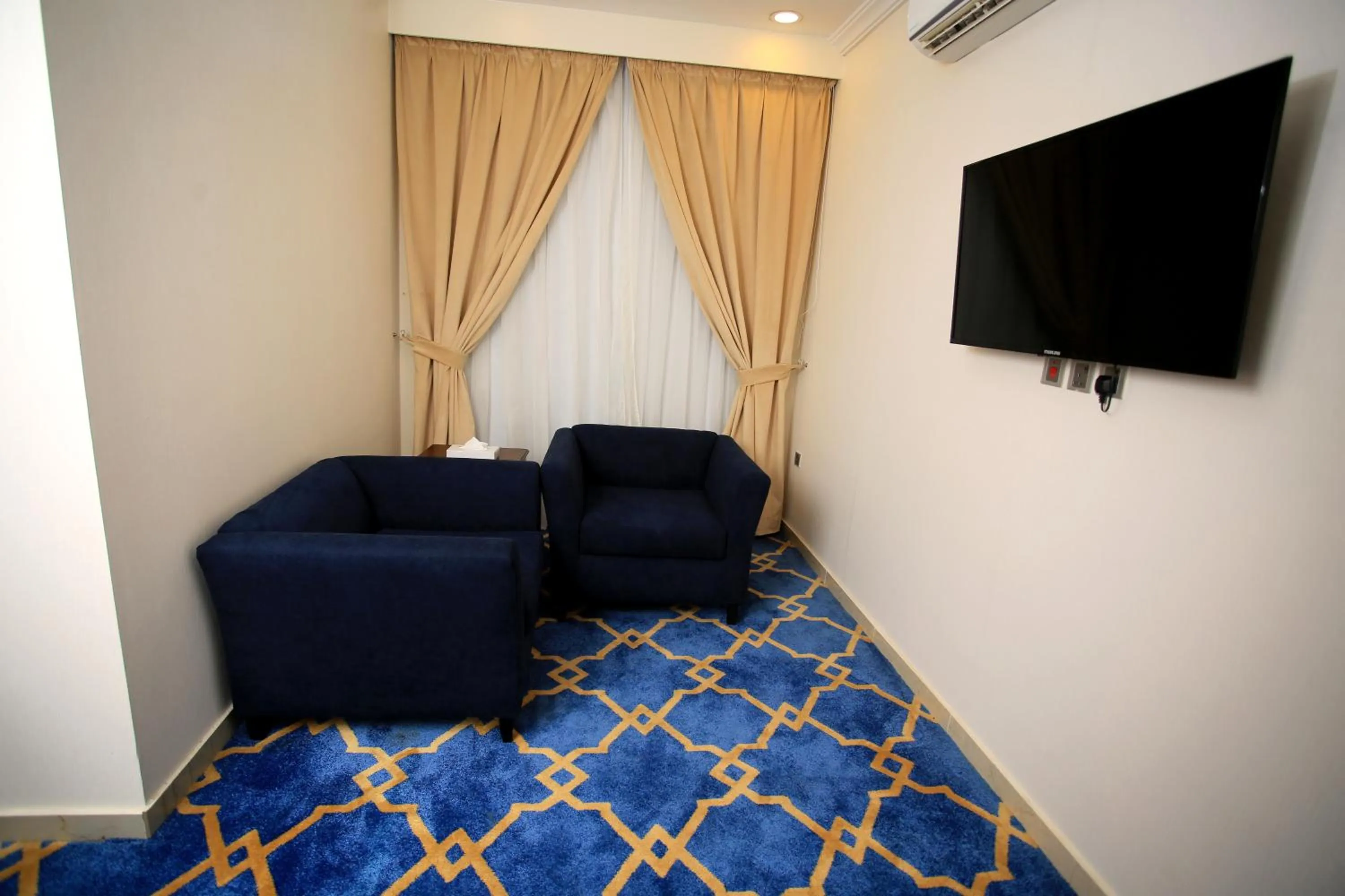 Living room in Jeddah Oasis Hotel