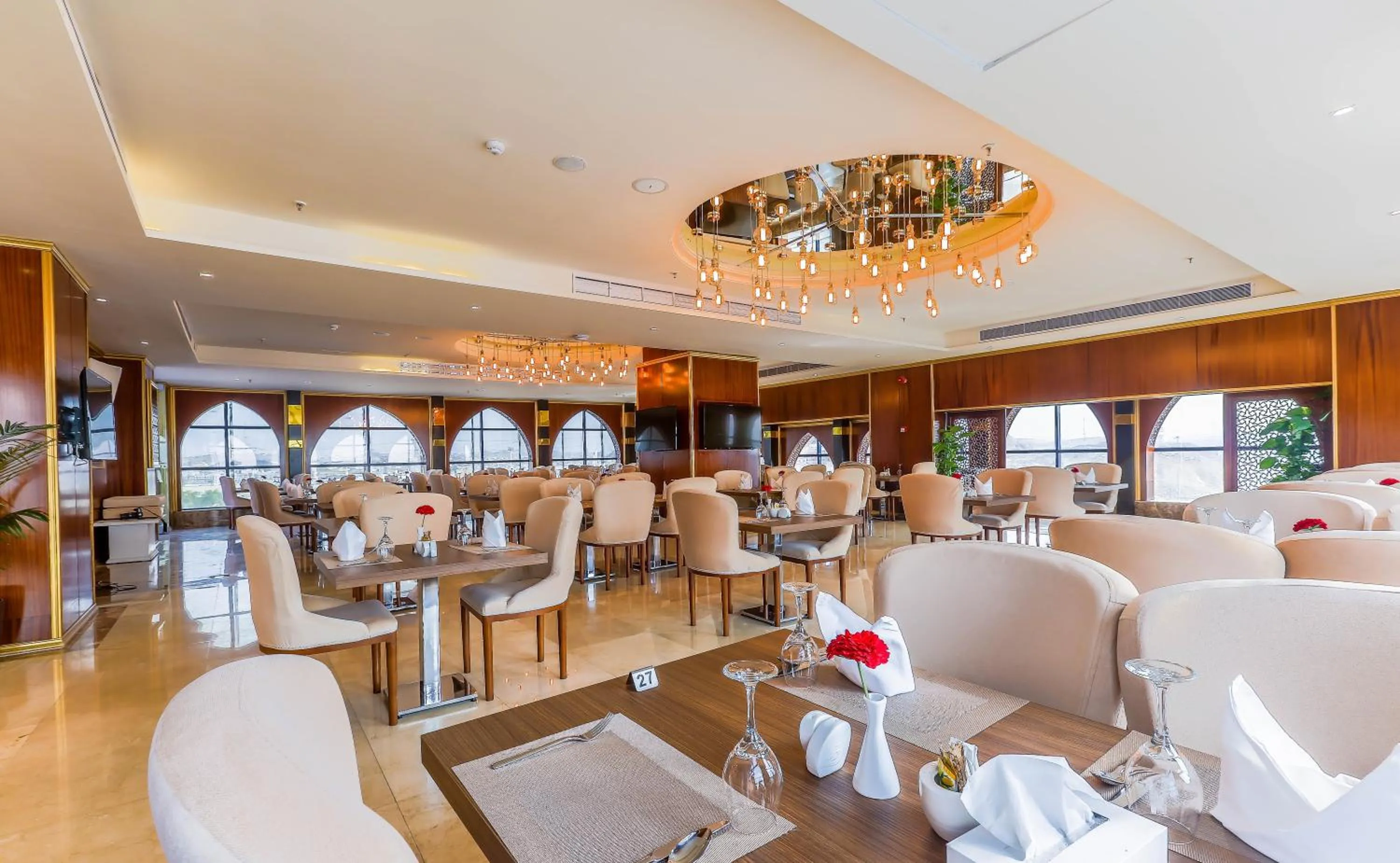 Restaurant/places to eat in Jeddah Oasis Hotel