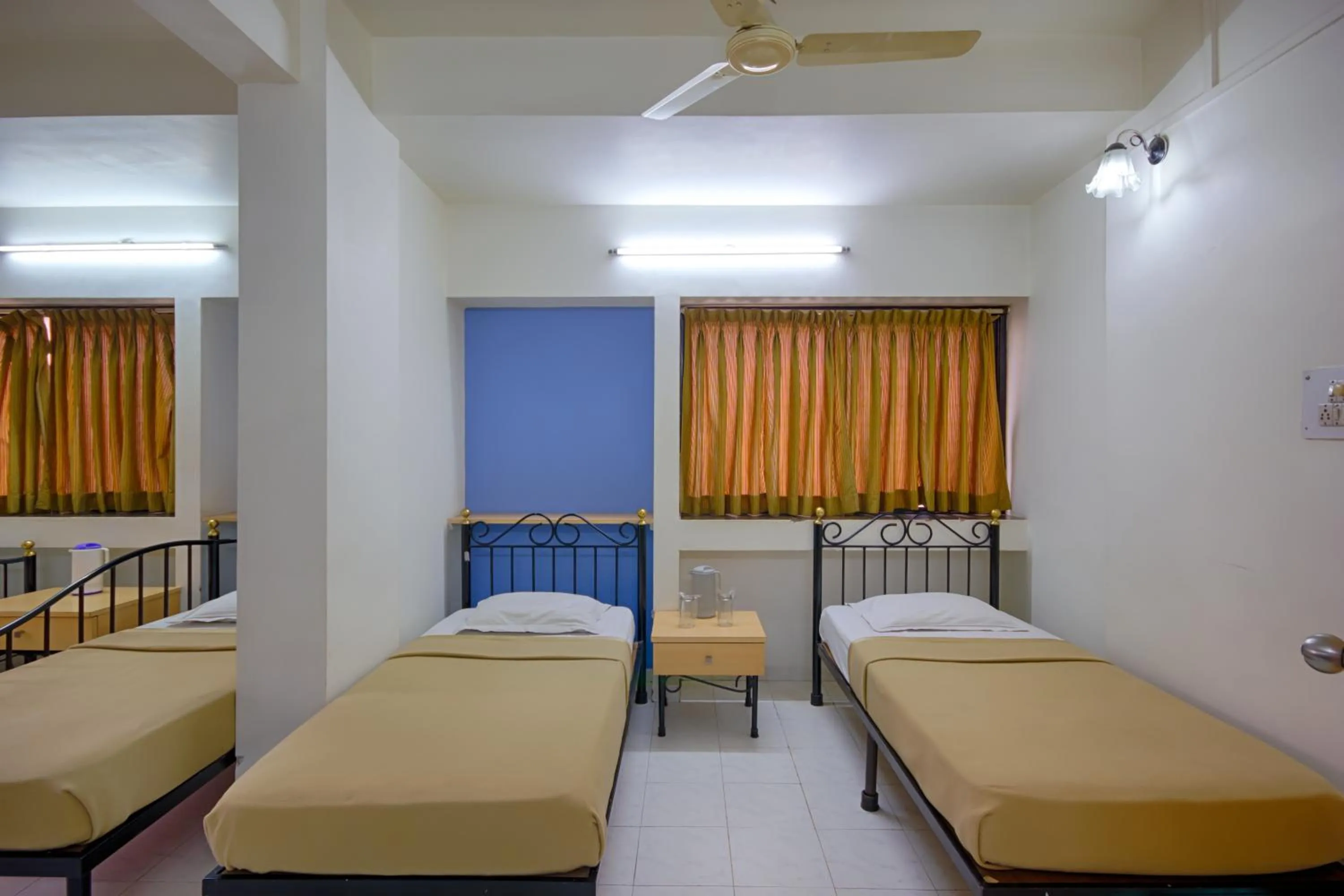 Bed in Hotel Grand Ashwin