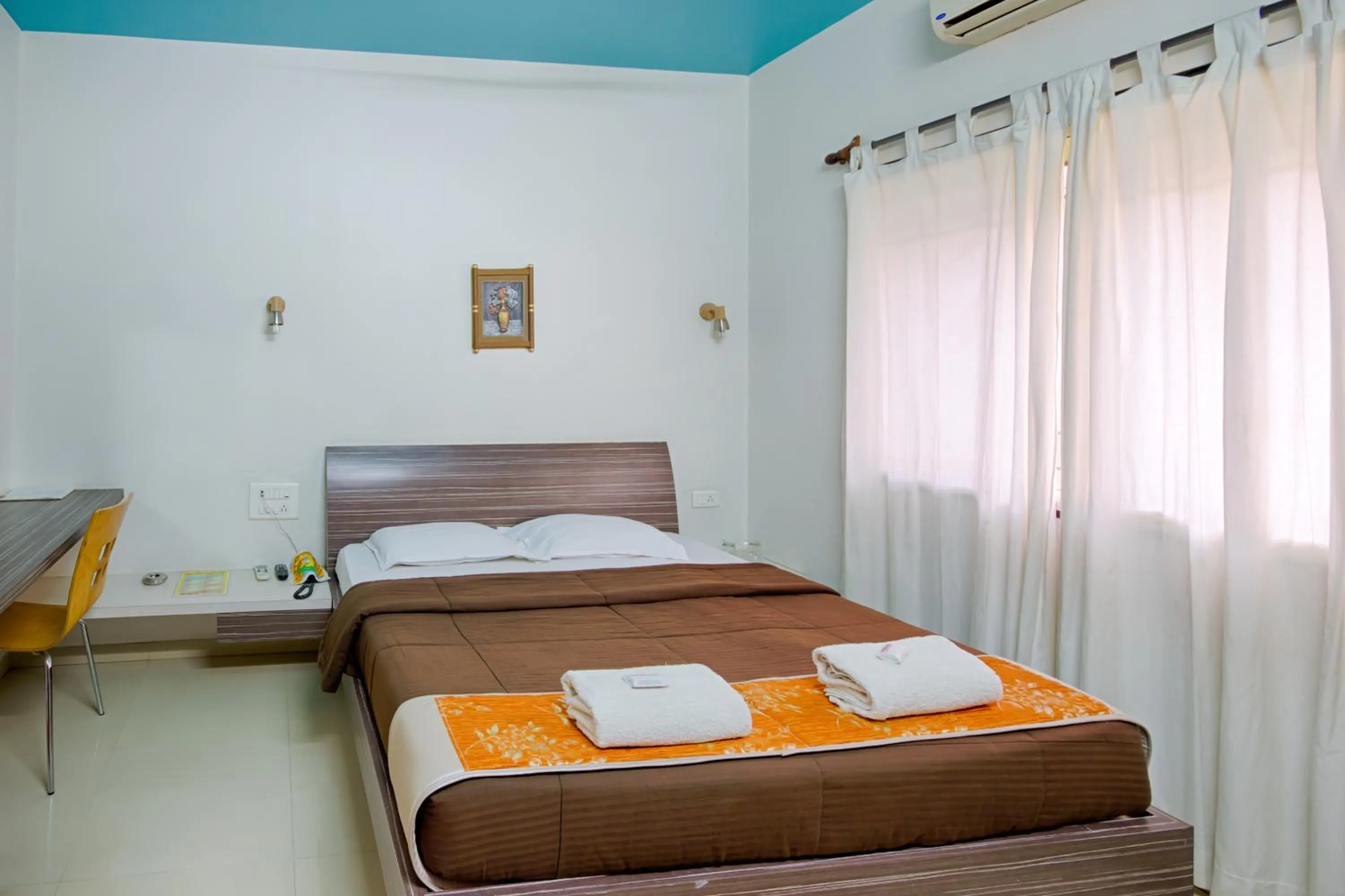 Photo of the whole room, Bed in Hotel Grand Ashwin