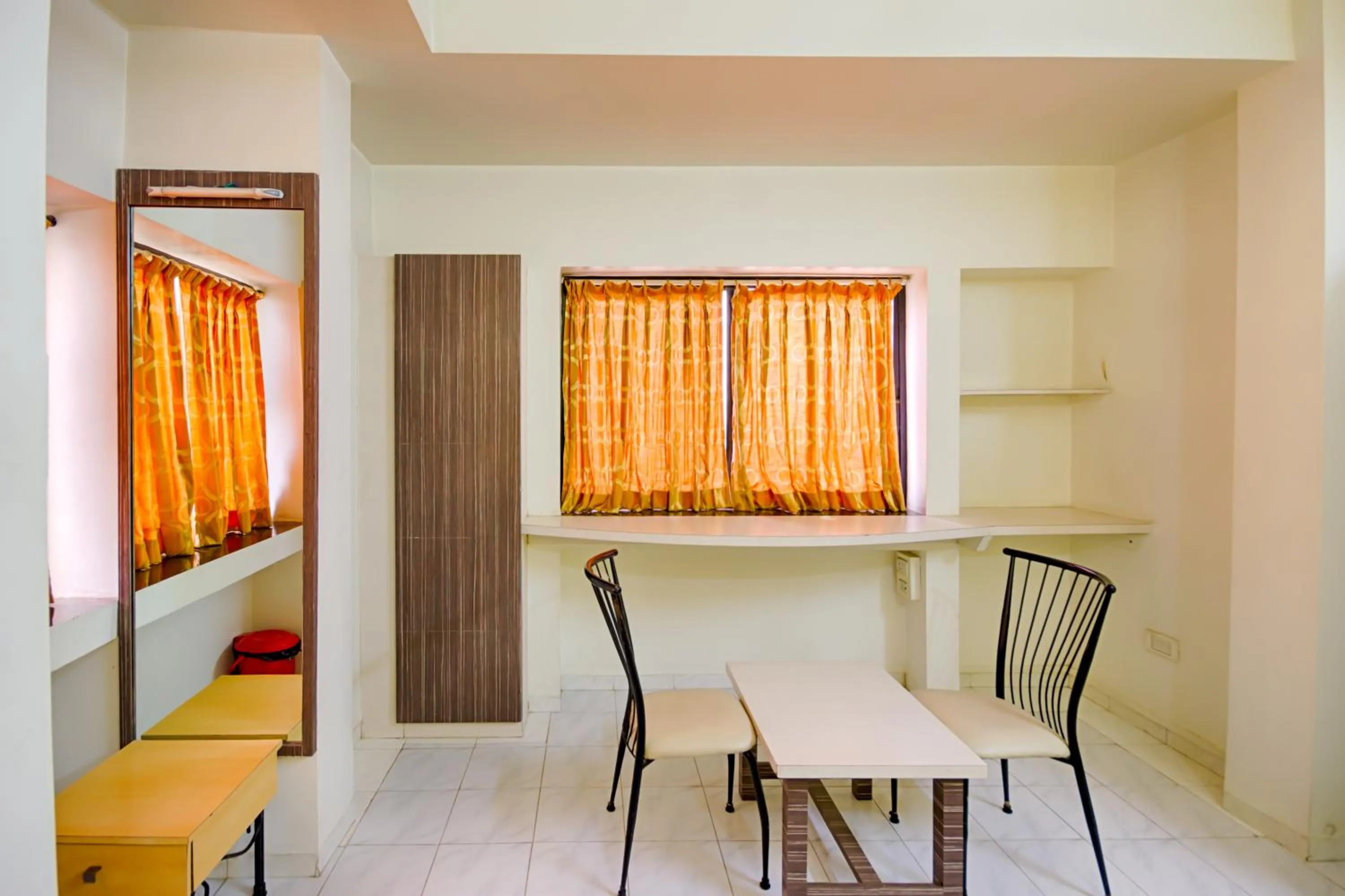 Living room in Hotel Grand Ashwin