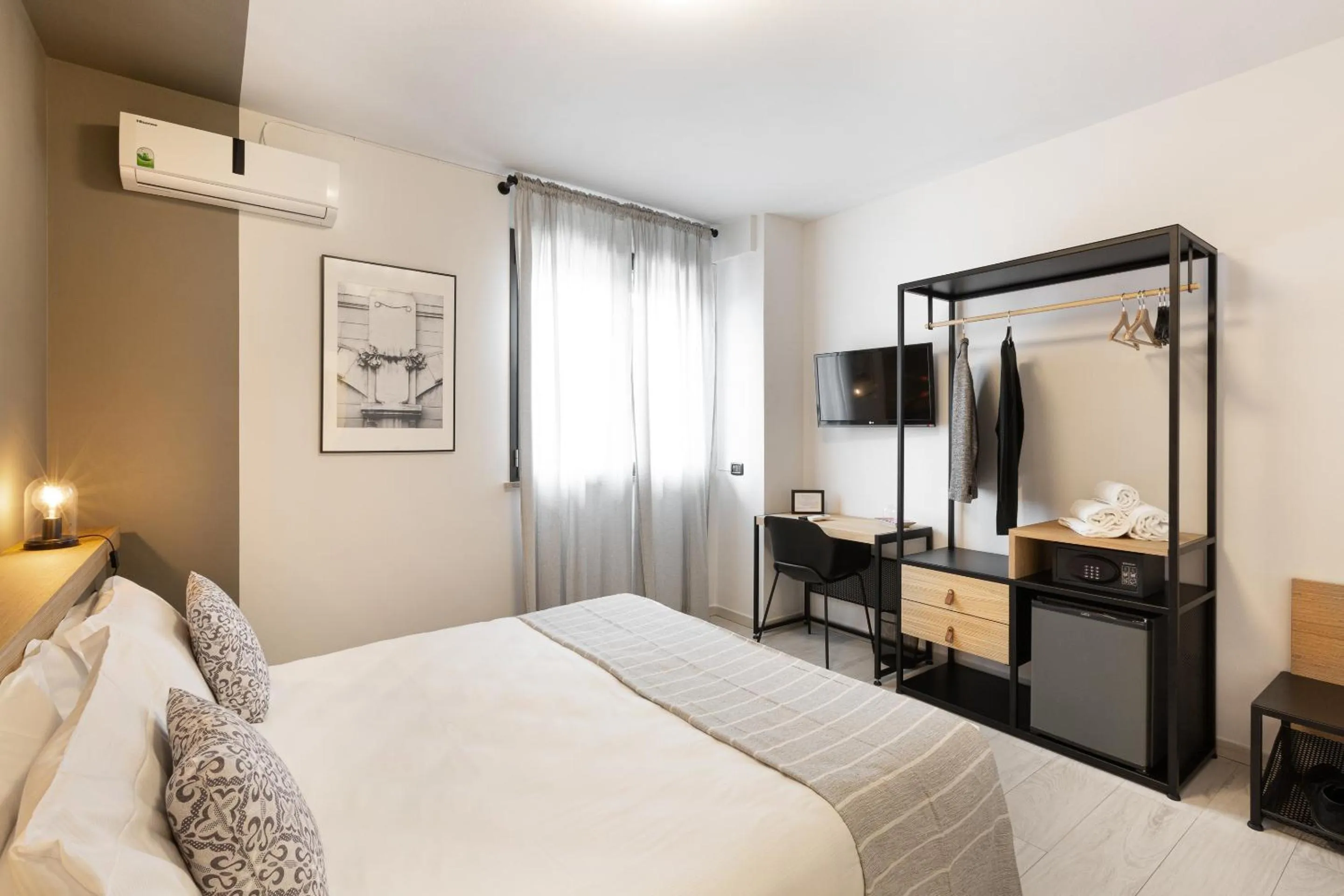 Photo of the whole room, Bed in Attico43 B&B