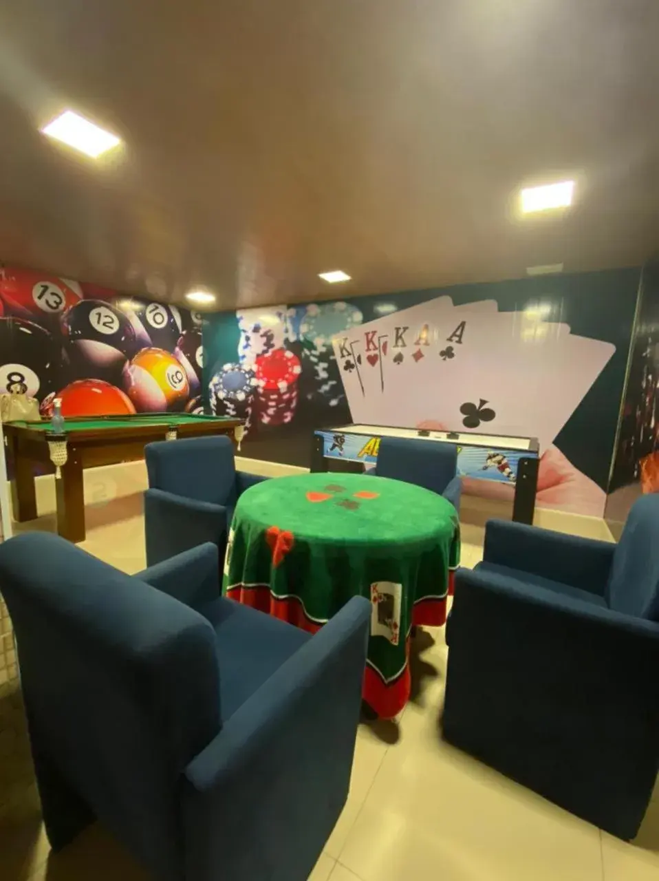 Restaurant/places to eat in Farol Plaza Hotel Restaurant/places to eat in Farol Plaza Hotel