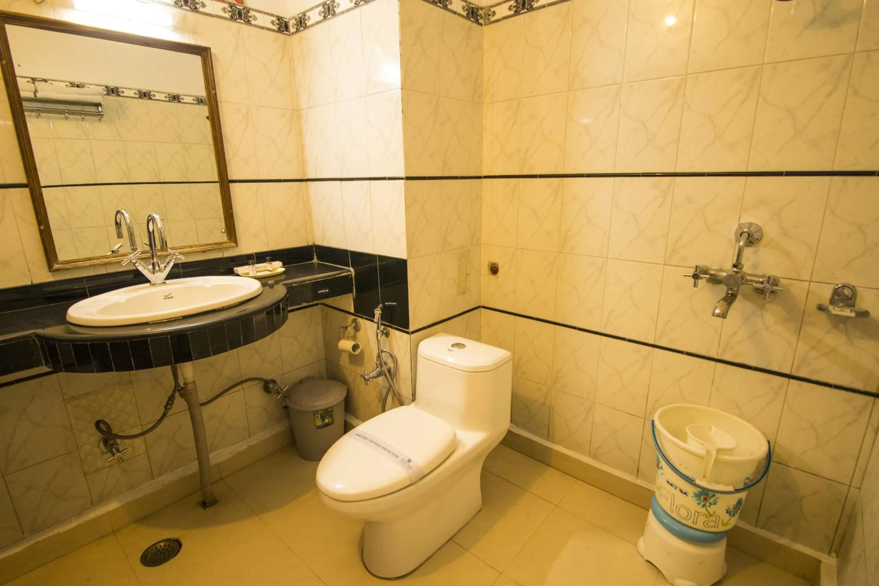 Bathroom in WOW STAYZ2 Hotel Jahanvi Dale
